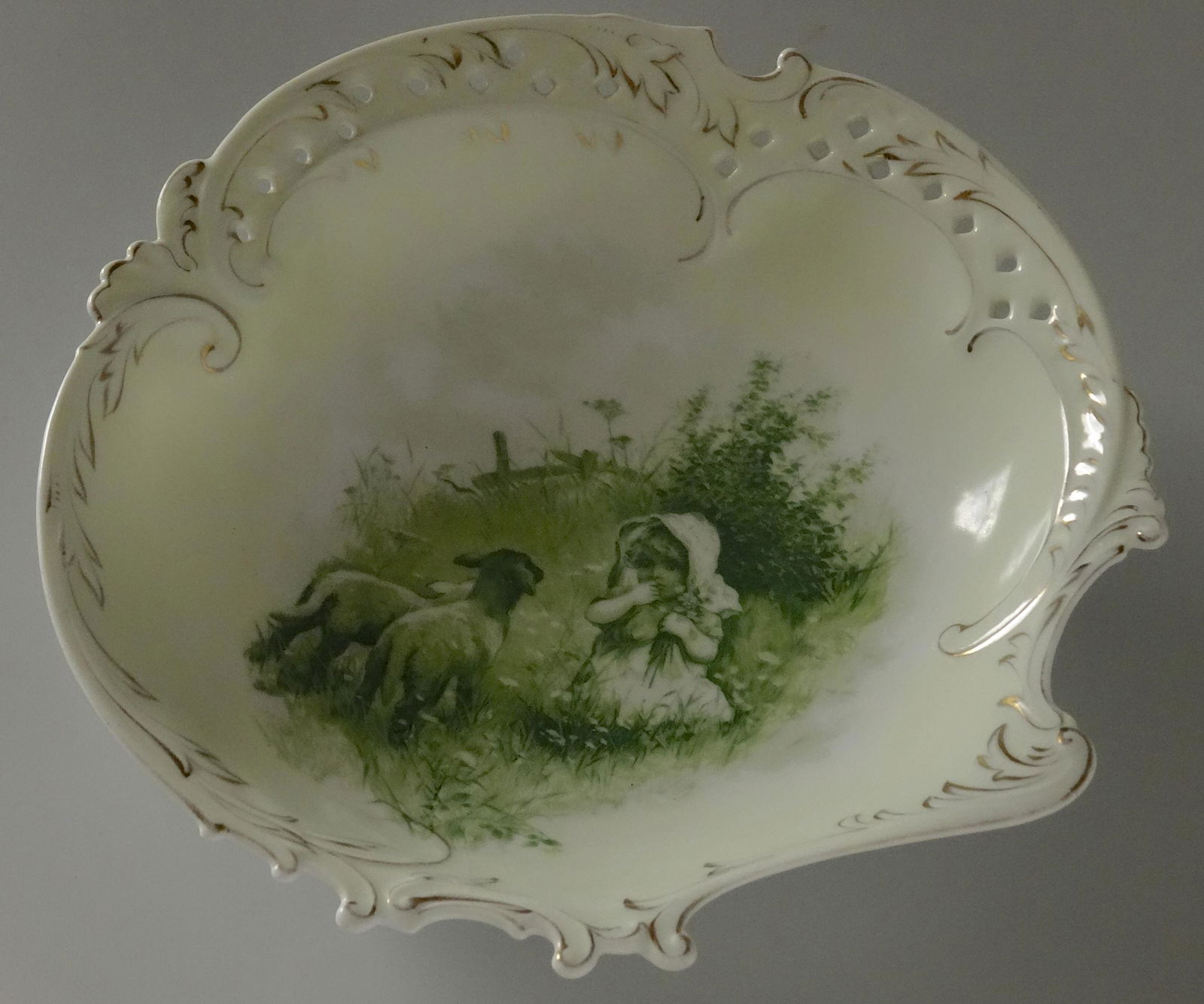 Antique German Savoy Green Porcelain Mary Lamb Pierced (1 of 8)