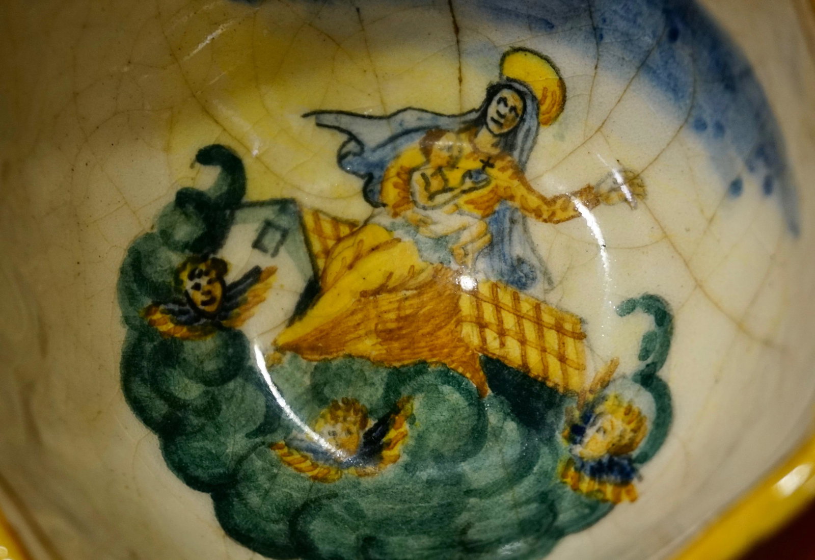 Antique Italian Majolica Cup: Antique Italian Majolica Cup Approximately 6 3/8 x 4 5/16 x 2 inches.