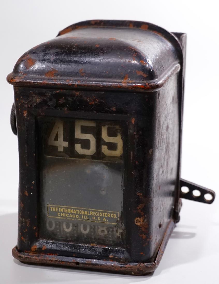 Vintage Trolley Fare Box Register Mechanical Meter (1 of 8)