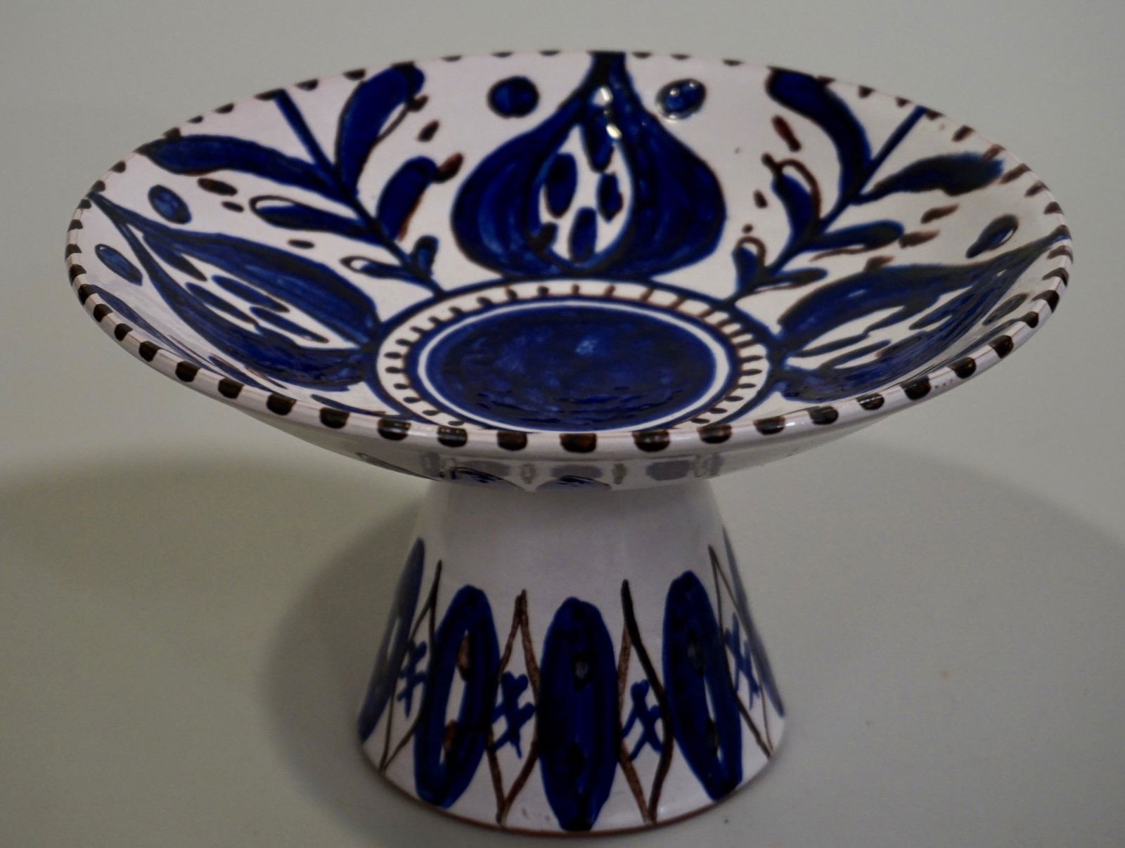 Studio Pottery Ceramic Tazza Artist Signed (1 of 6)