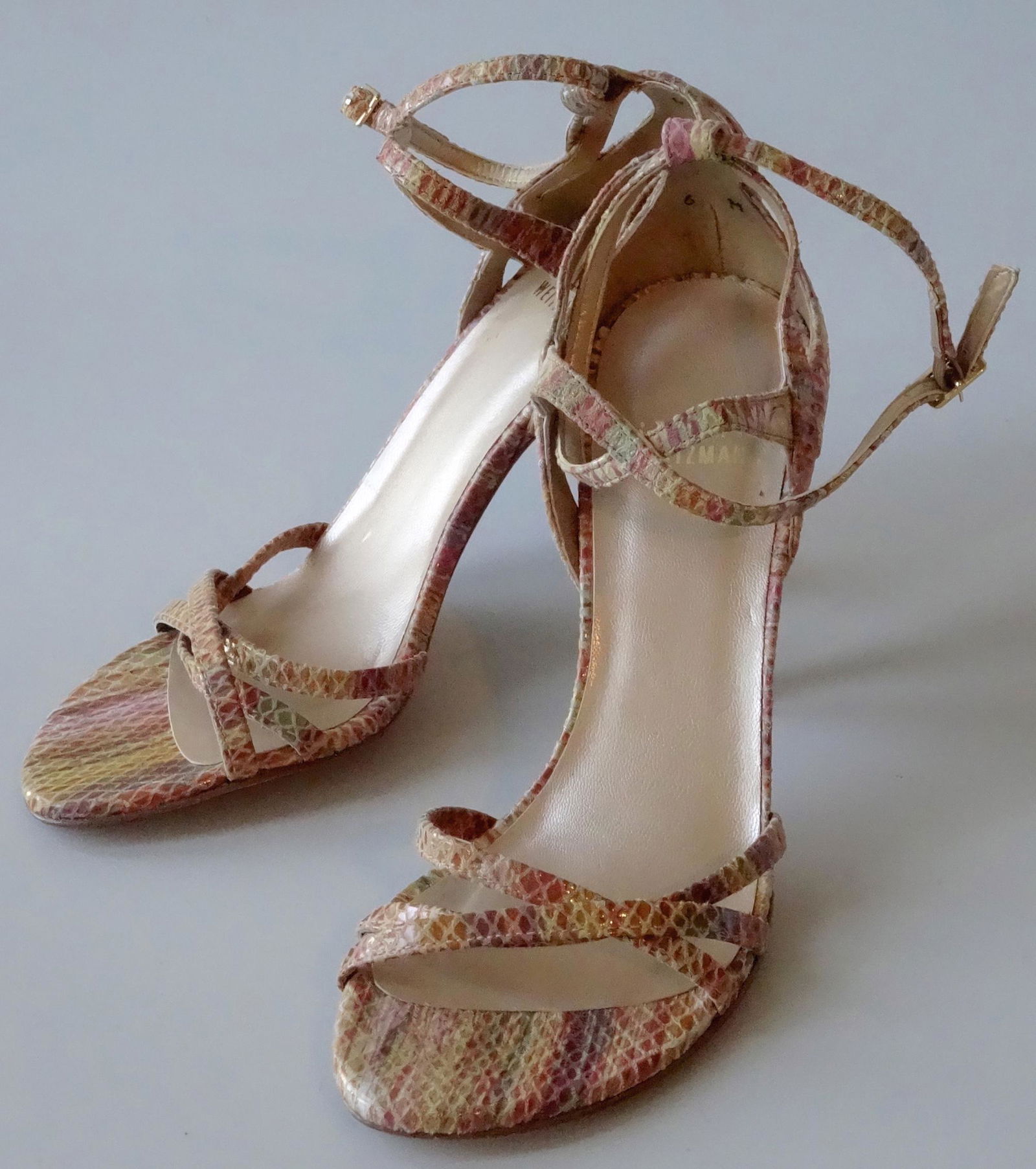 Stuart Weitzman Sandals Designer Shoes Snake Pattern: Stuart Weitzman Sandals Designer Shoes Snake Pattern High Stacked Block Heel Open Toe Made in Spain Size 6; Heel 3 11/16”.
