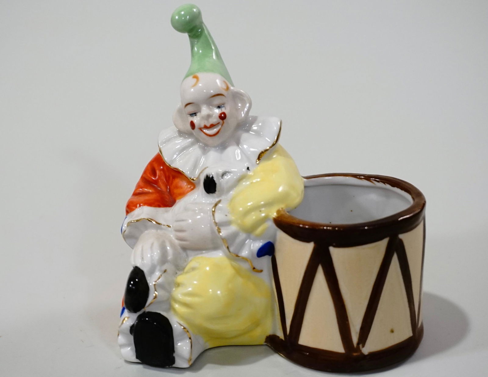 Jester Circus Clown with Drum Porcelain Figurine Spill (1 of 7)