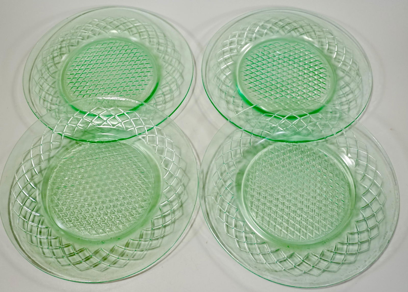 Vintage Green Pressed Glass Salad Plates Lot of 4 (1 of 3)