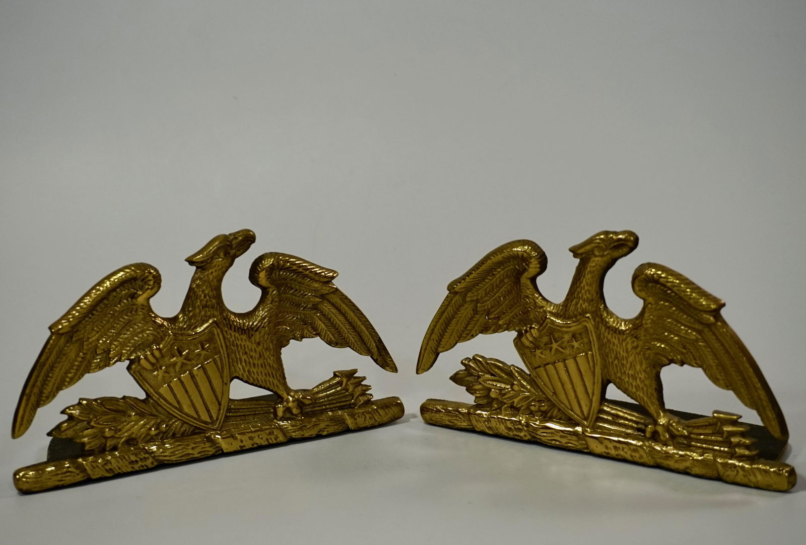 Vintage Brass American Eagle Bookends Pair (1 of 5)