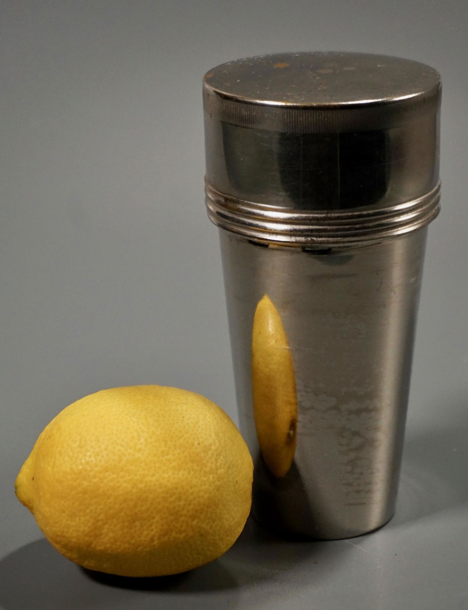 Vintage Chrome Cups Stacking Drinking Glasses (1 of 4)