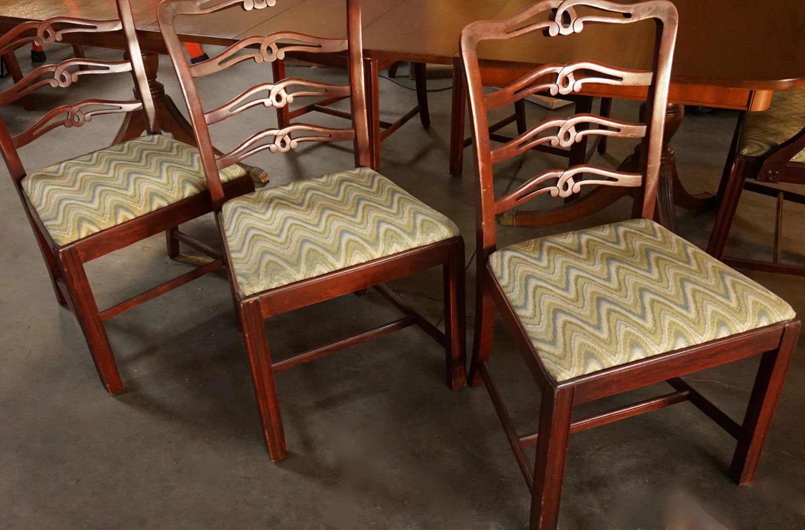 Set of 6 Vintage Dining Chairs Including Master Chair (1 of 2)