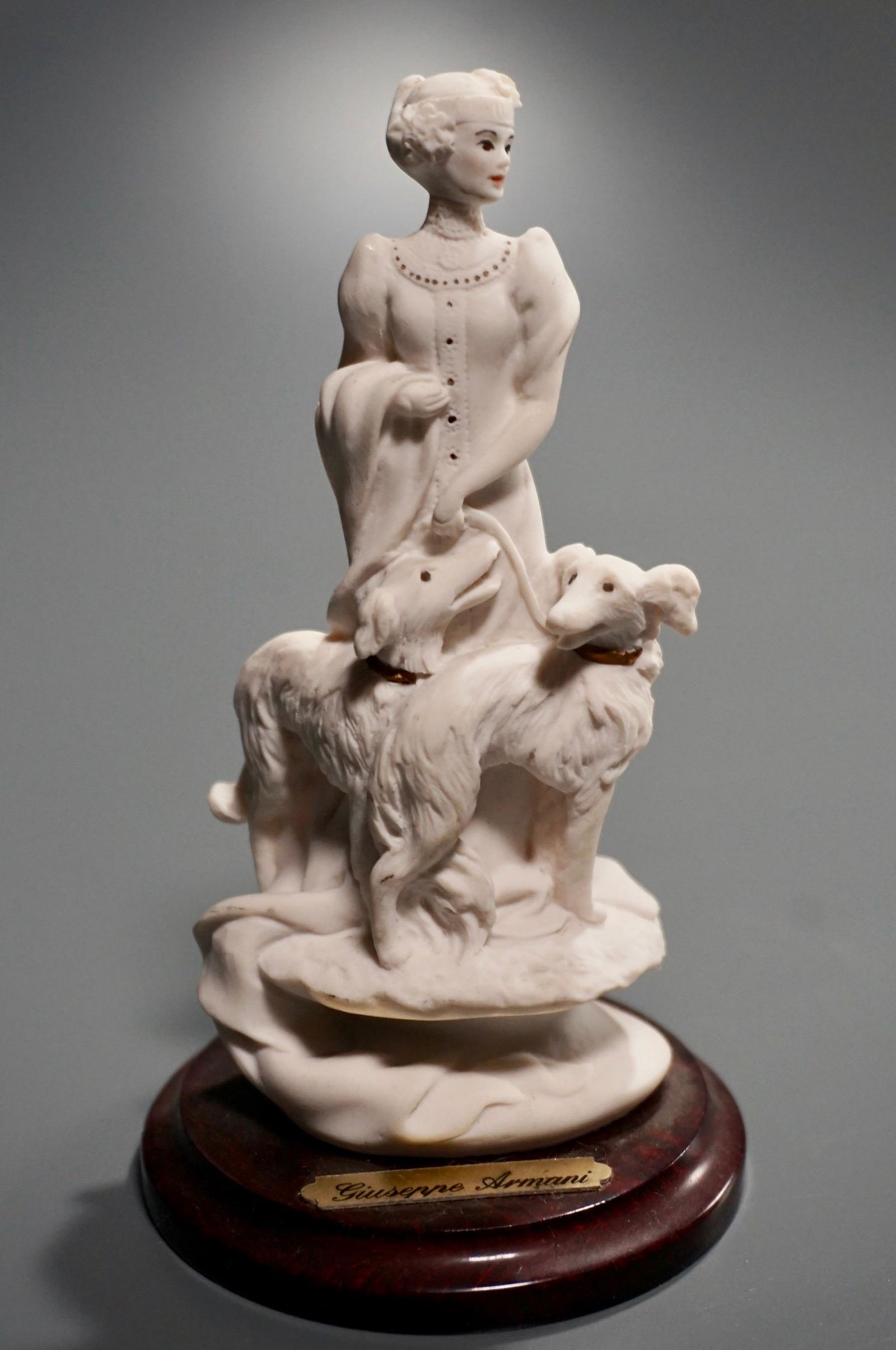 Giuseppe Armani Miniature Bisque Porcelain Group Lady (1 of 6)