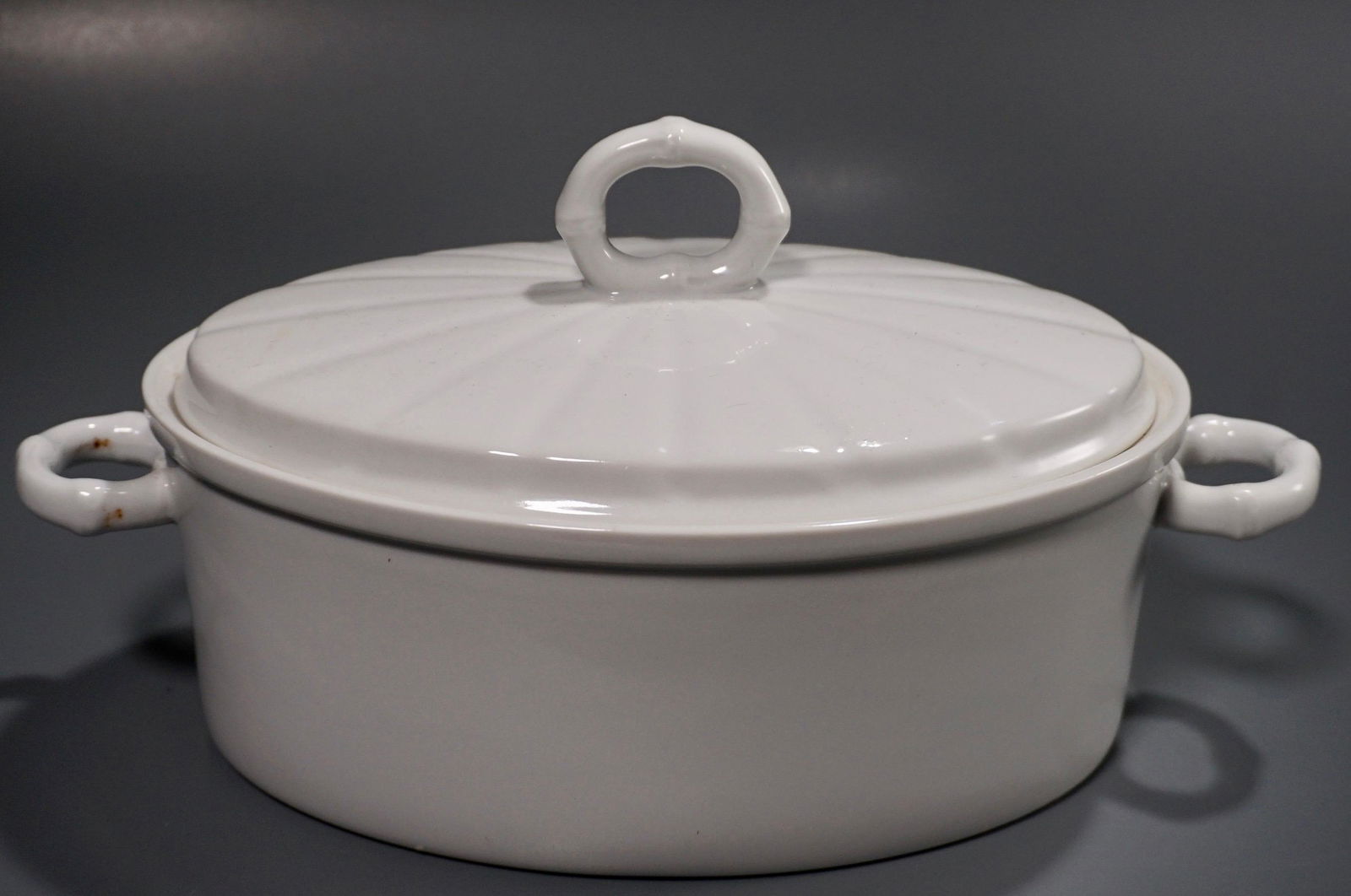 Vintage White Porcelain Casserole Baking Dish Tureen (1 of 4)