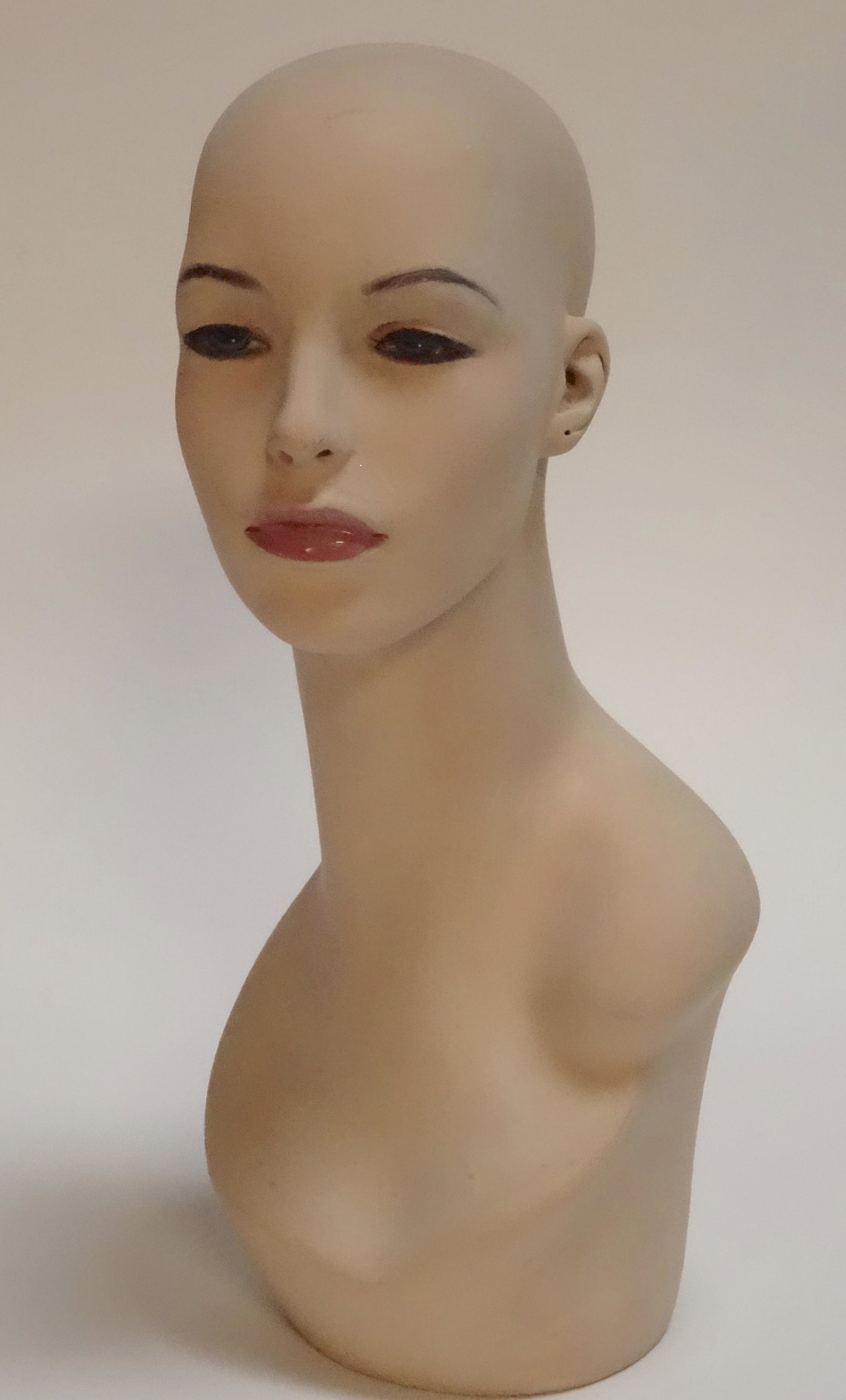 Store Hat Display Mannequin Head (1 of 6)