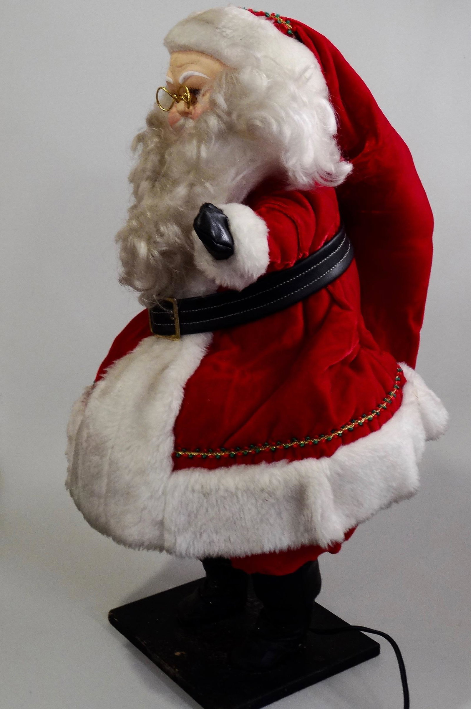 Santa Claus Window Display Doll Articulated  Figurine (1 of 8)