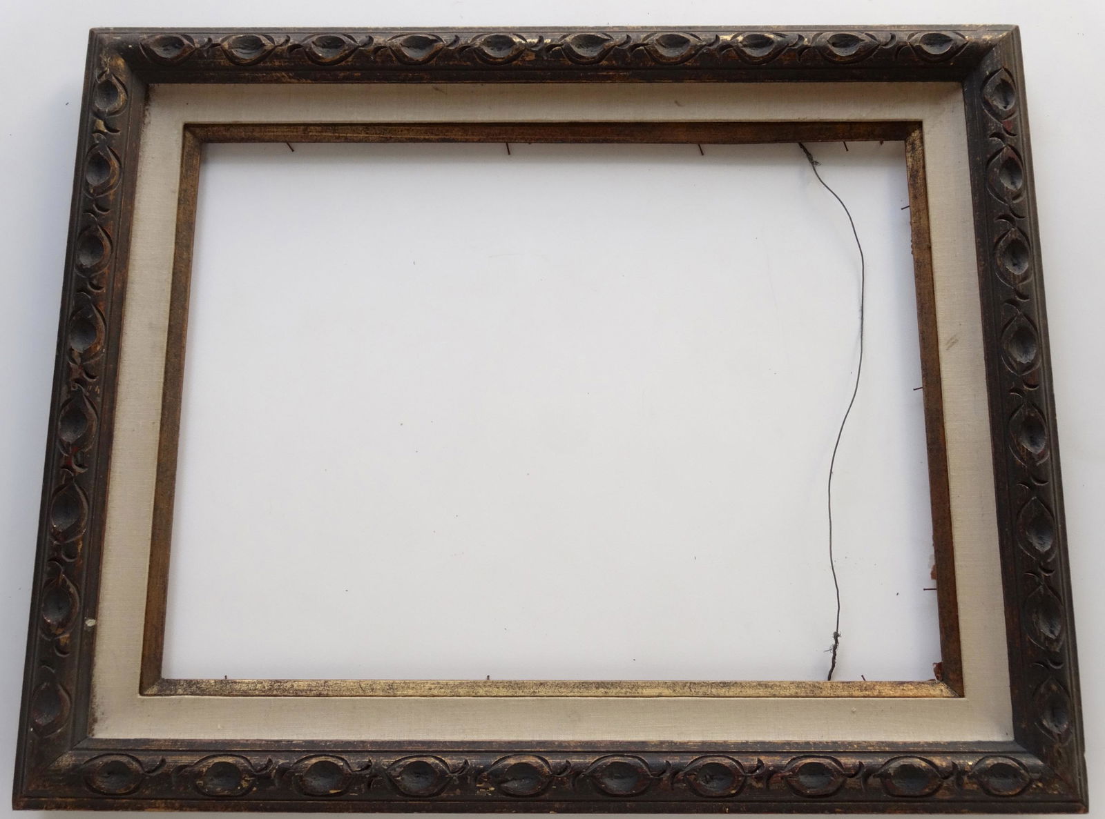 Dark Gold Carved Wood Picture Frame 18x24 (1 of 4)