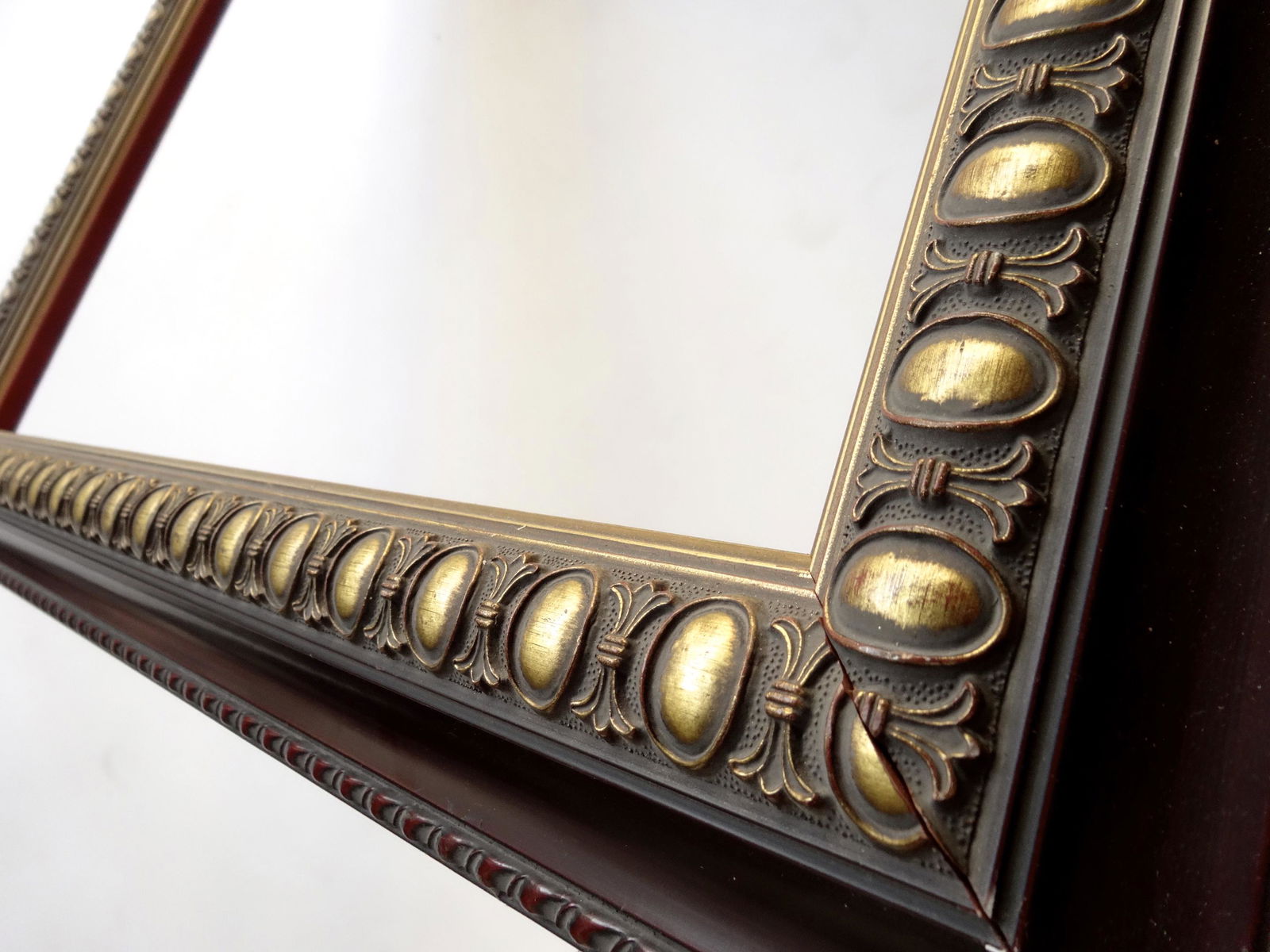 Large 24x30 Parcel Gilded Picture Frame (1 of 7)