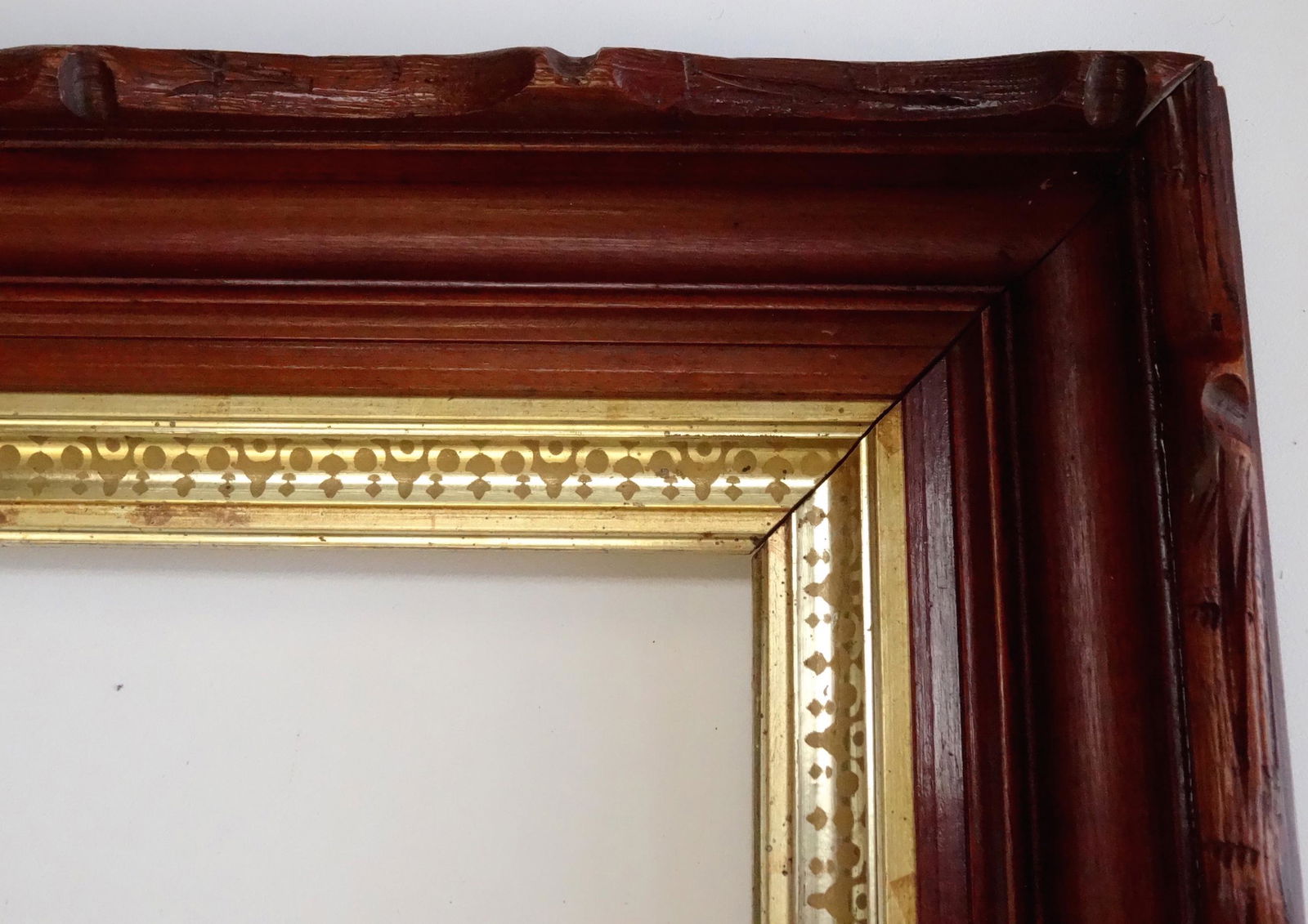 Antique German Carved Walnut Picture Frame Gold Liner (1 of 9)