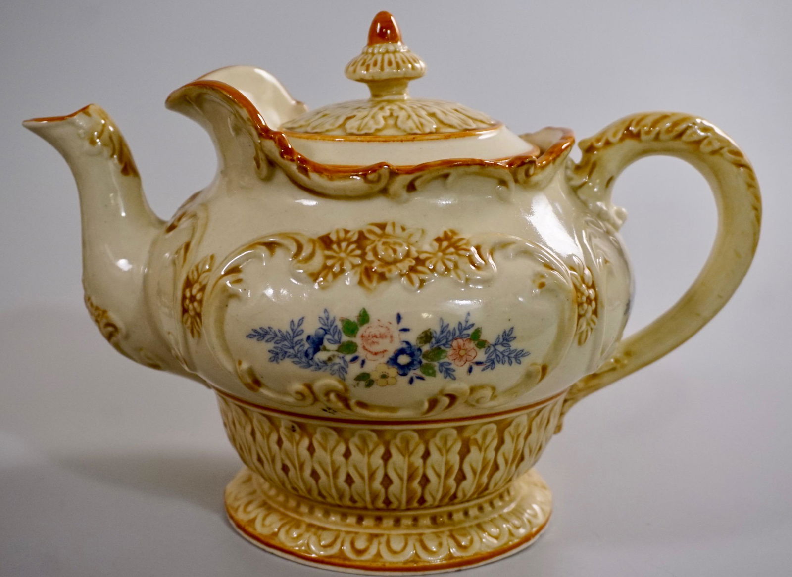 Majolica Style Pottery Large Vintage Teapot Made in (1 of 7)
