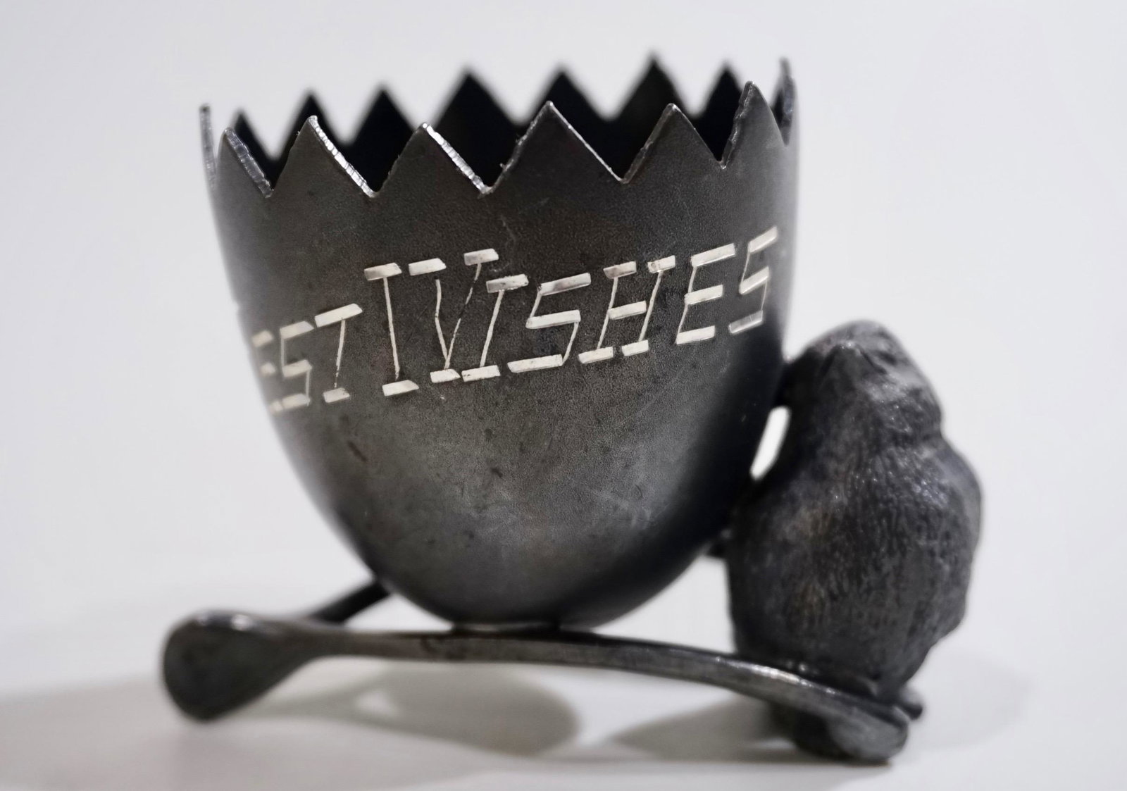 Victorian Egg Cup Chick Wishbone Best Wishes Bright Cut (1 of 6)