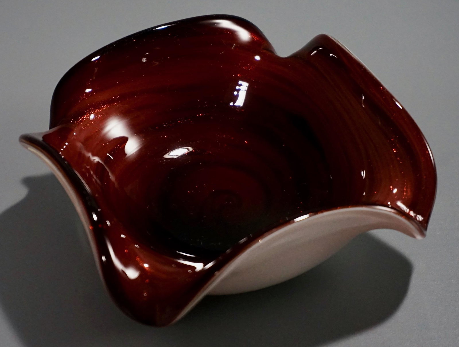 Italian Murano Rare Color Aventurine Bowl Cased Mid: Italian Murano Rare Color Aventurine Bowl Cased Mid Century Art Glass Approximately 5 1/2 x5 3/8 x 2 1/4 inches.