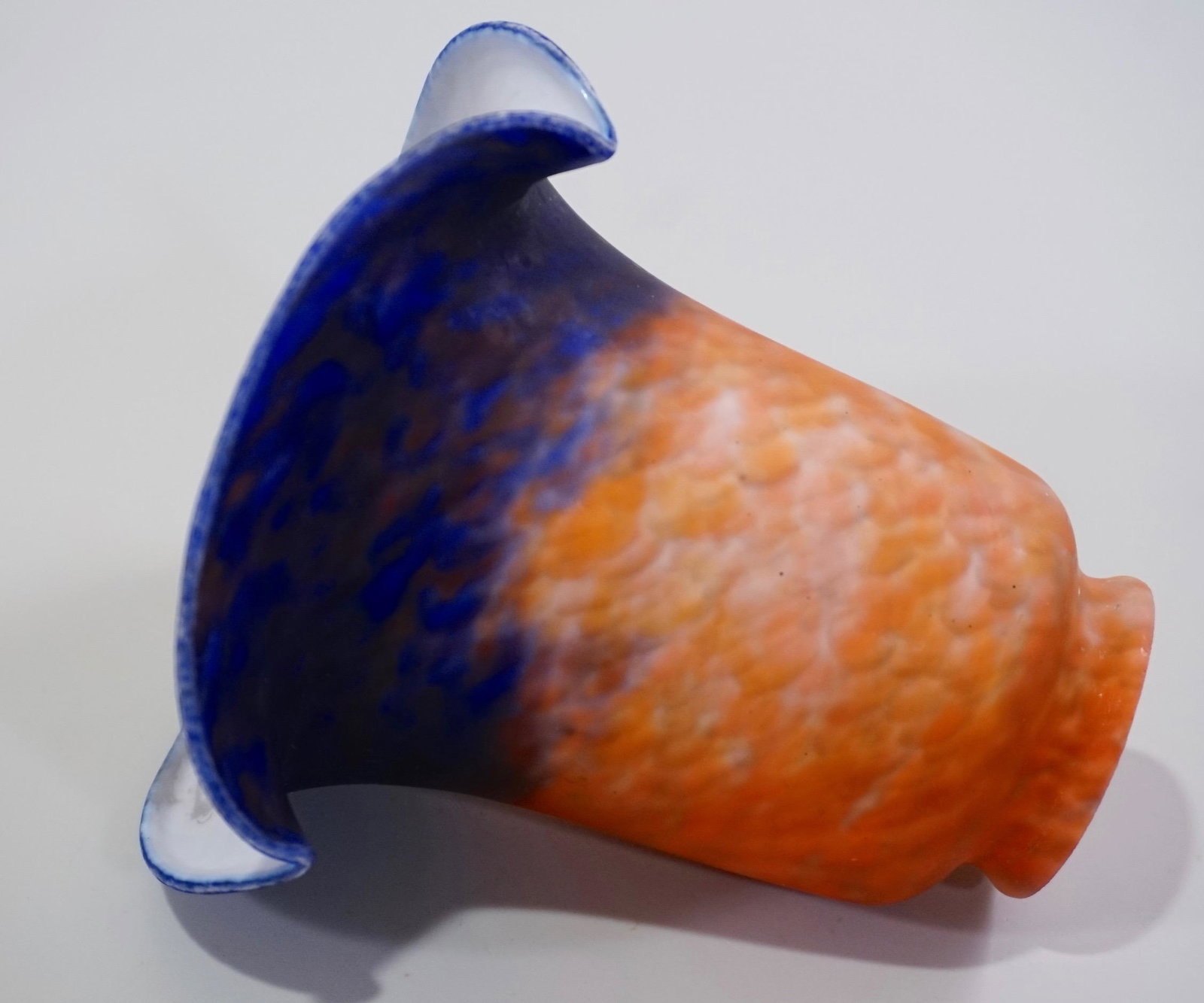 Tulip Lamp Shade Art Nouveau Blown Glass: Tulip Lamp Shade Art Nouveau Blown Glass Approximately 5 3/8 x 5 3/8 inches in diameter; 2 1/16 inches in diameter fitter; 1 1/2 inches in diameter opening.