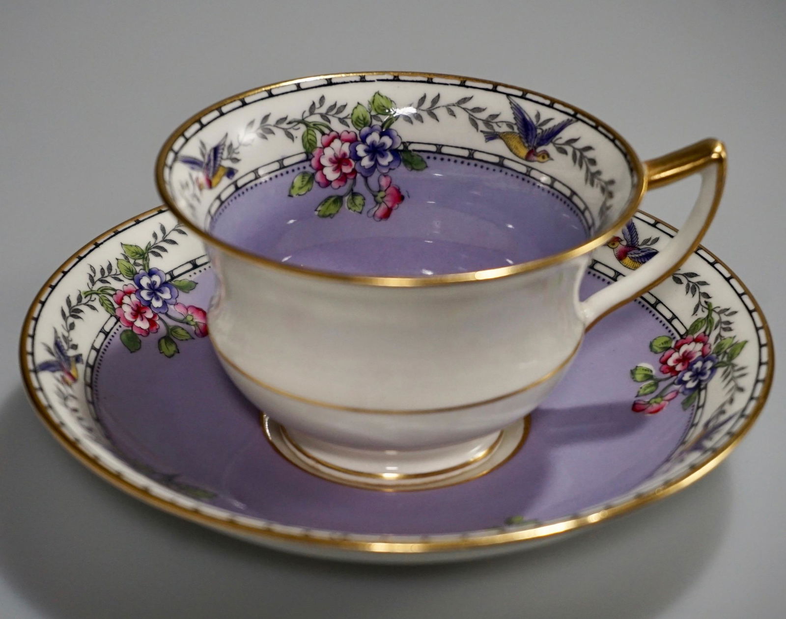 Aynsley China Violet Lilac Cup Saucer Set (1 of 4)