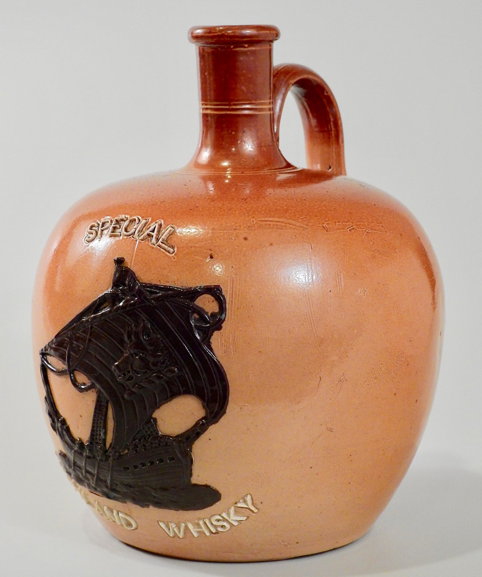 Doulton Lambeth Stoneware Pottery Flagon Highland (1 of 6)
