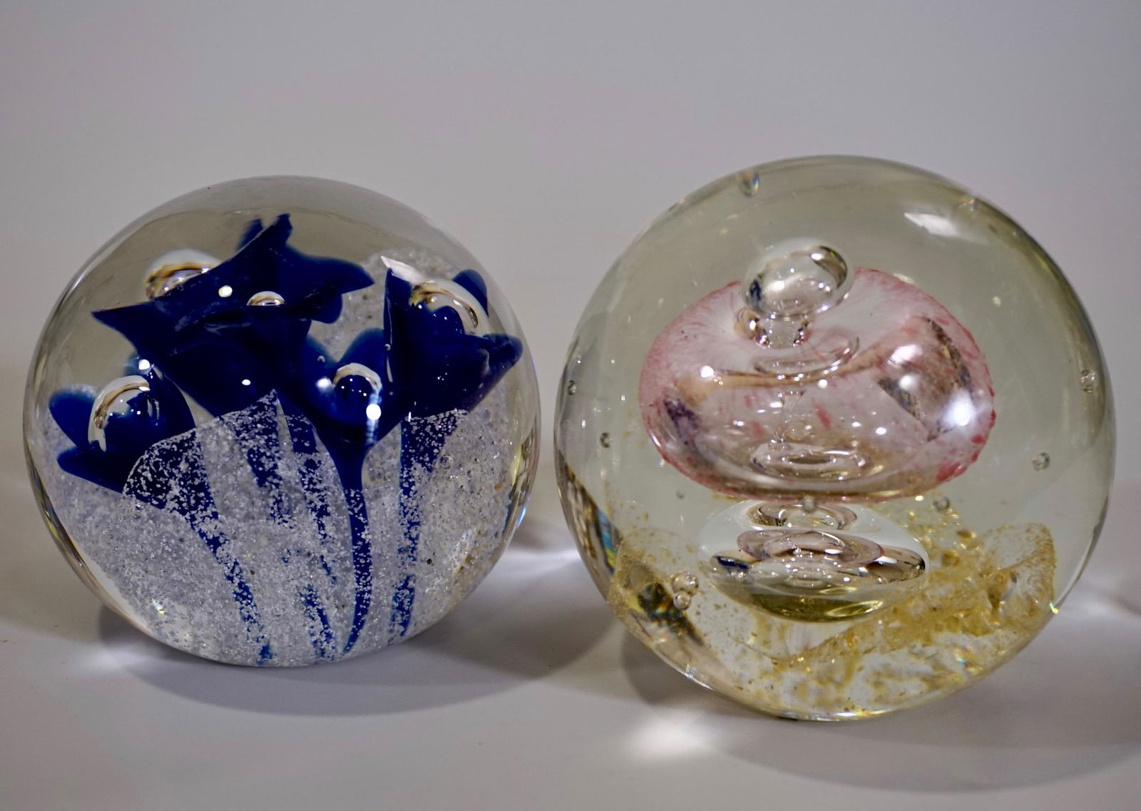 Vintage Art Glass Paperweight Lot of 2 (1 of 5)