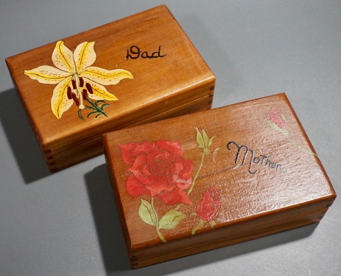 Vintage Wood Box Hand Painted Flowers Dad Mother Boxes (1 of 6)