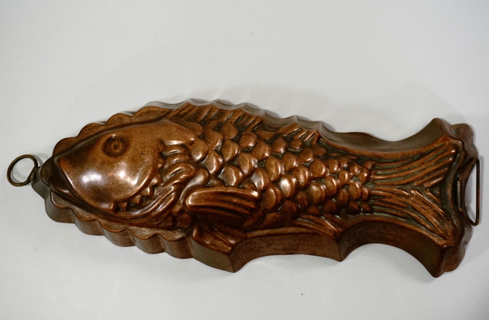 Vintage Kitchen Fish Mold Wall Plaque (1 of 8)