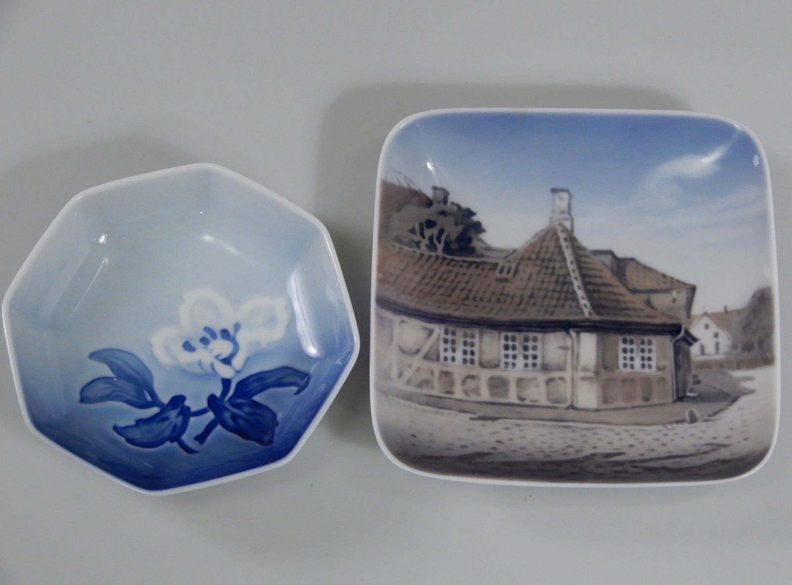 Royal Copenhagen Small Colored Blue Plaque H.C.Andersen (1 of 5)