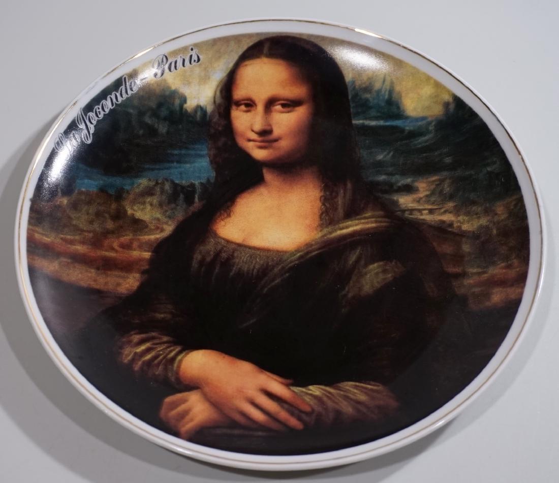 Monna Lisa Parisian French Souvenir Plate: Monna Lisa Parisian French Souvenir Plate Approximately 8 inches in diameter.