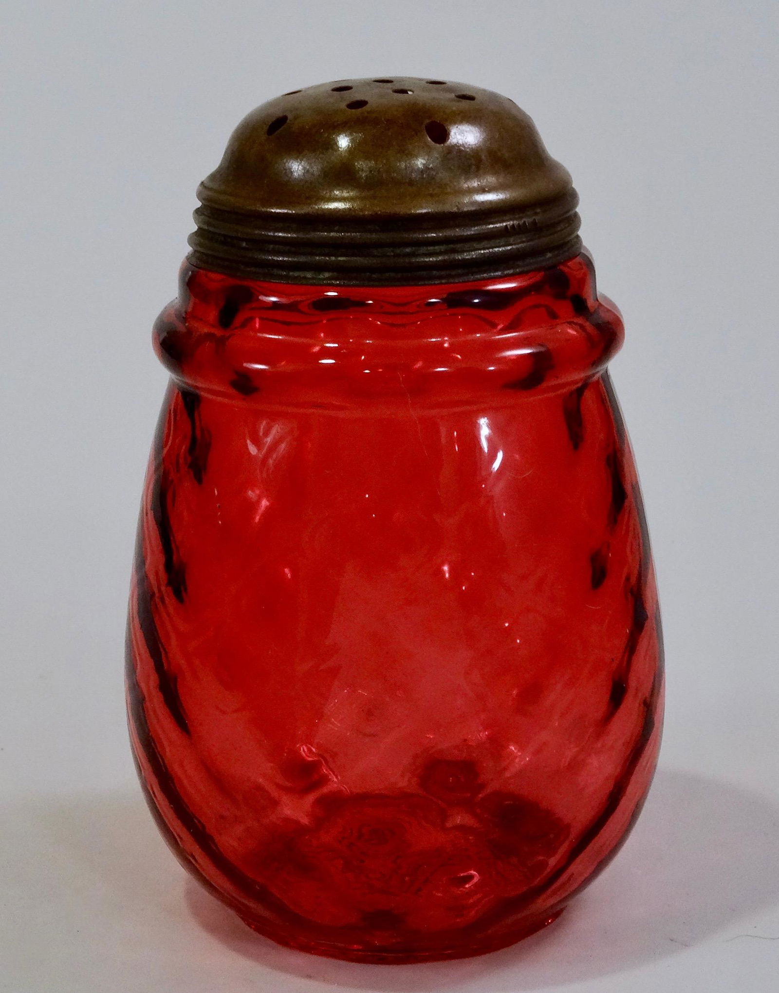 Muffineer Sugar Shaker Ruby Glass Venetian Diamond (1 of 7)