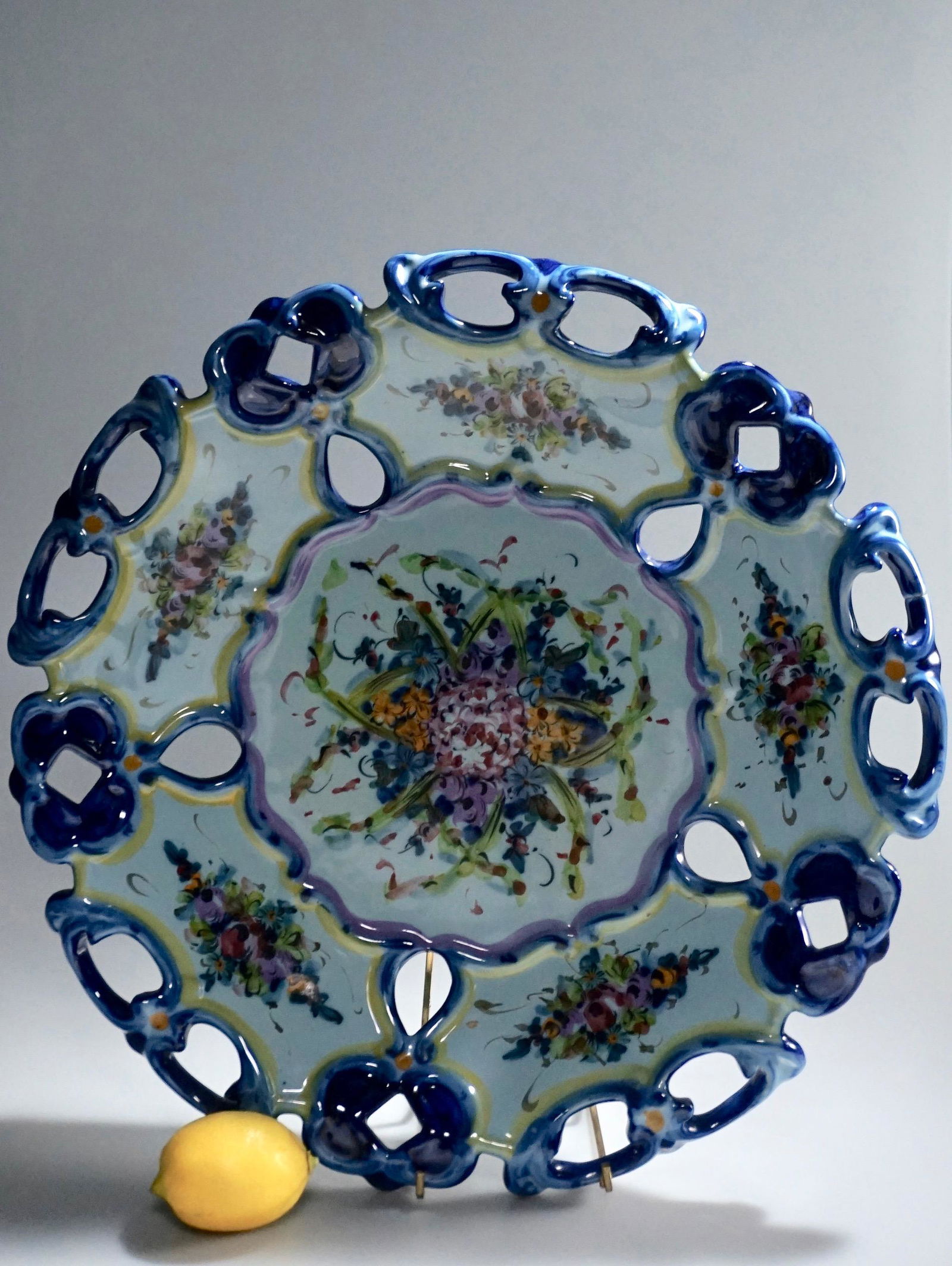 Large Vestal Alcobaca Pottery Platter Wall Plaque Hand (1 of 6)