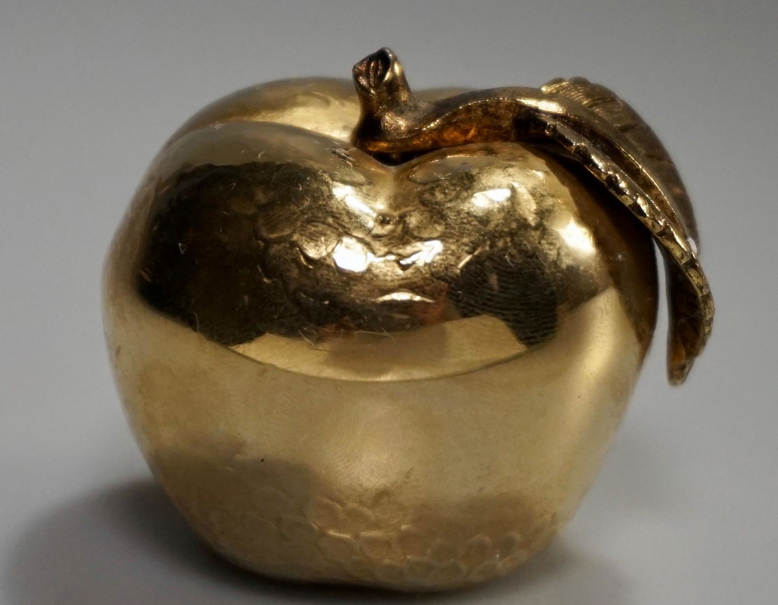 Heavy Cast Metal Gold Apple Paperweight (1 of 5)