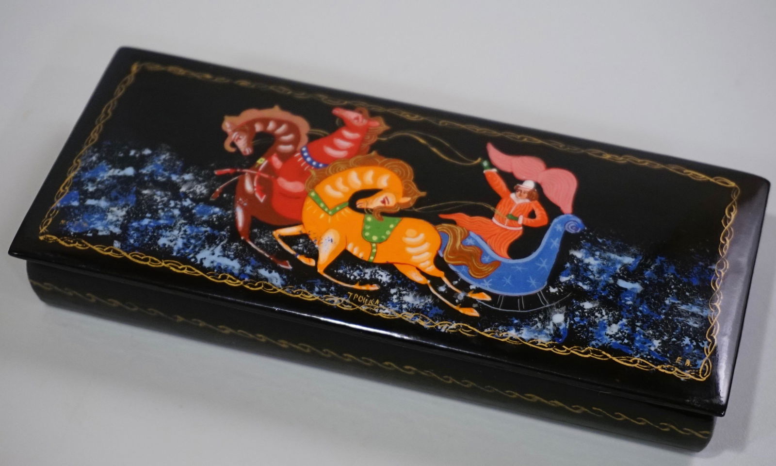 Hand Painted Russian Lacquer Trinket Box Winter Sleigh (1 of 5)