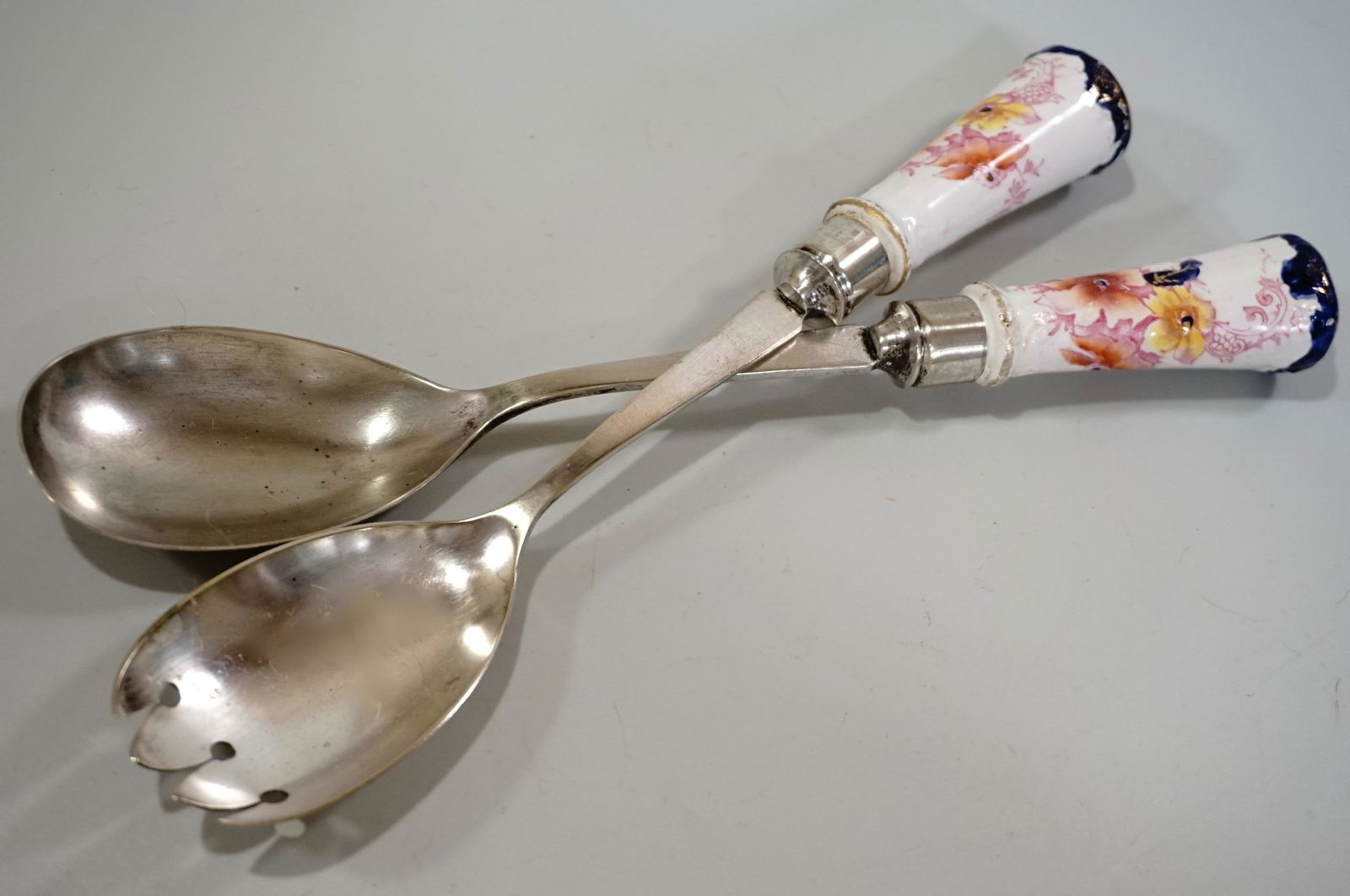 Victorian Imari Serving Set Salad Spoon and Fork (1 of 8)