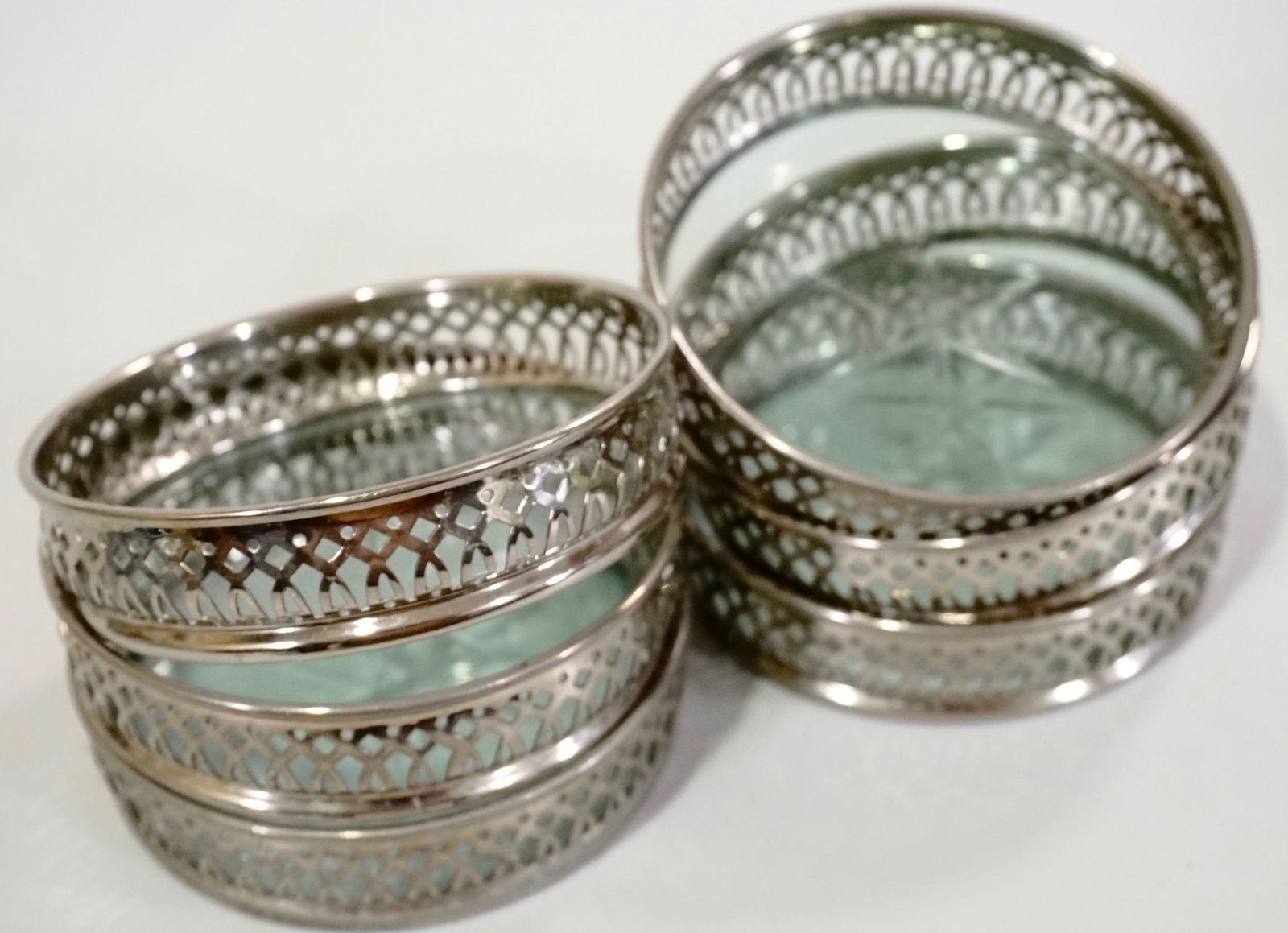 Coasters Silver Plated Gallery Star Cut Glass Lot of 6: Coasters Silver Plated Gallery Star Cut Glass Lot of 6 Measures about 3 3/8 inches in diameter.