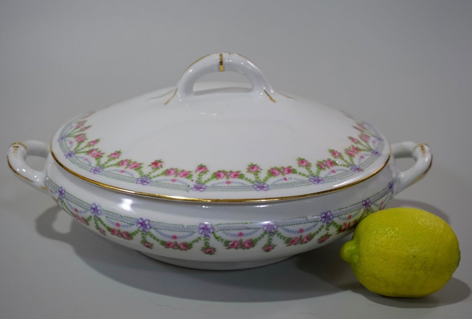 Austrian Round Tureen Vintage Porcelain Lidded Serving (1 of 4)