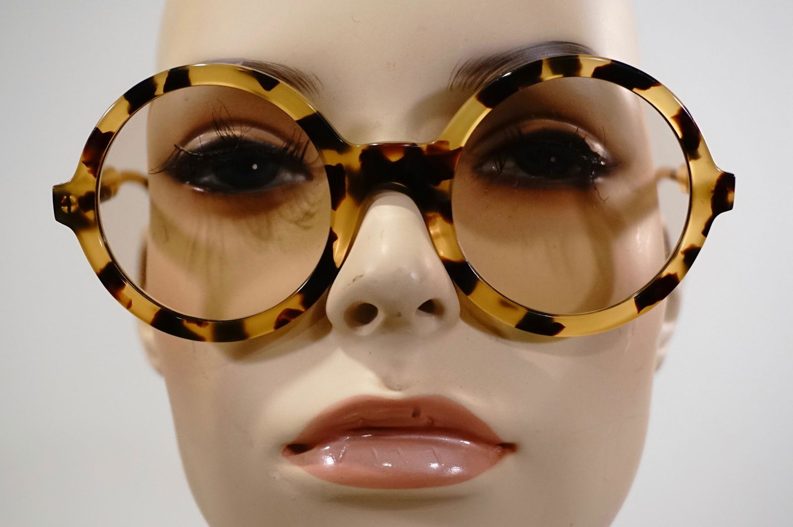 Vintage Funky Round Turtle Eyeglasses Swiss Handmade: Vintage Funky Round Turtle Eyeglasses Swiss Handmade Faux Tortoise Optical Eyewear Approximately 5 3/4 inches wide.