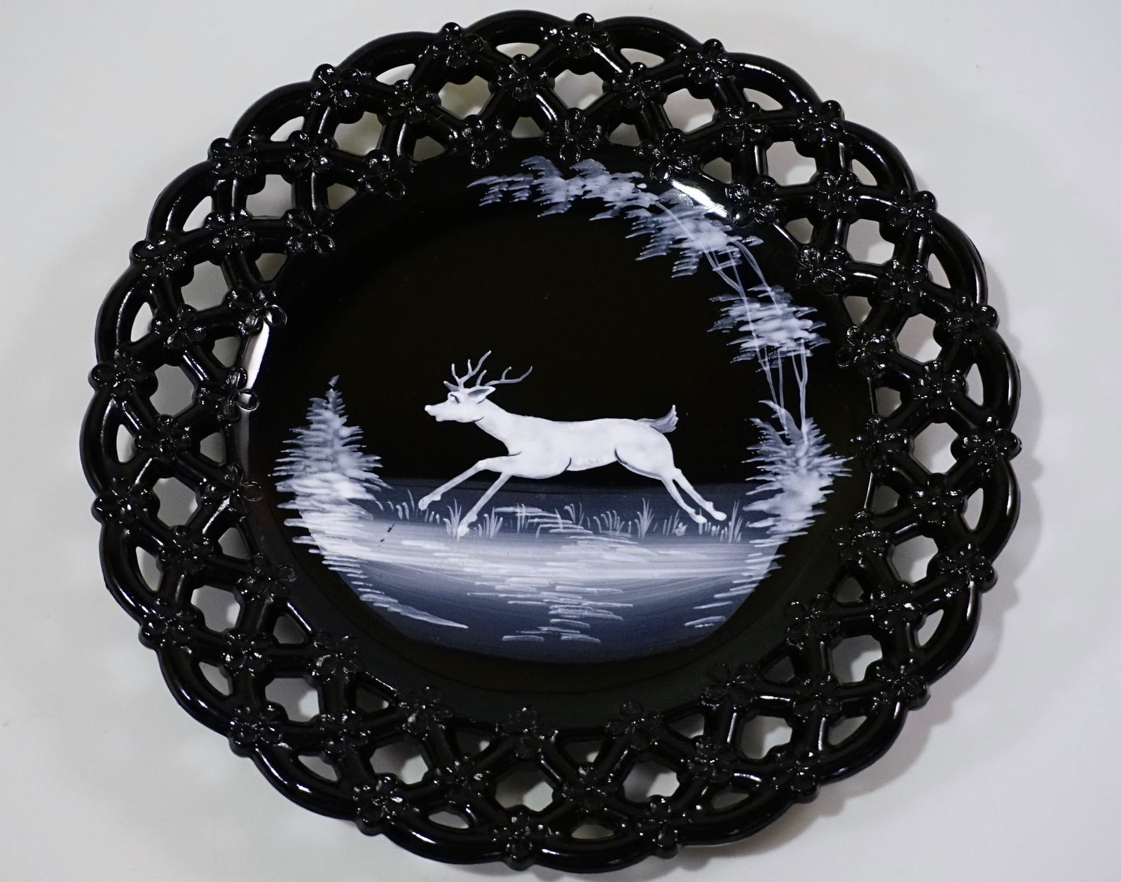 Victorian Westmoreland Mary Gregory Deer Plate Black (1 of 5)