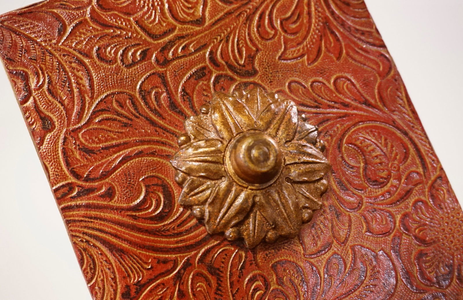 Trunk Nail Rosette Designer Sampler Wall Plaque (1 of 4)