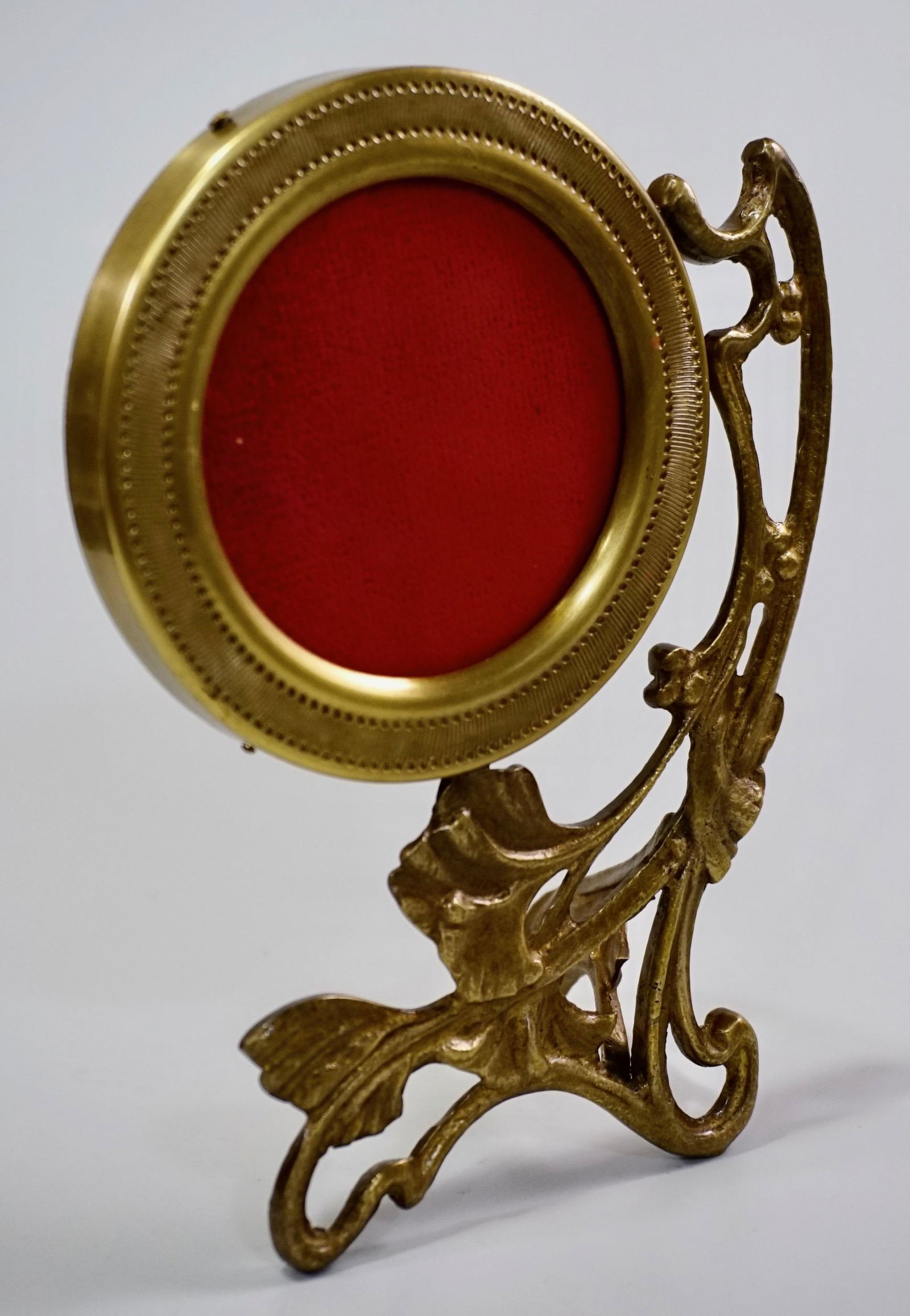 Victorian Brass Photo Picture Frame 2-way (1 of 10)
