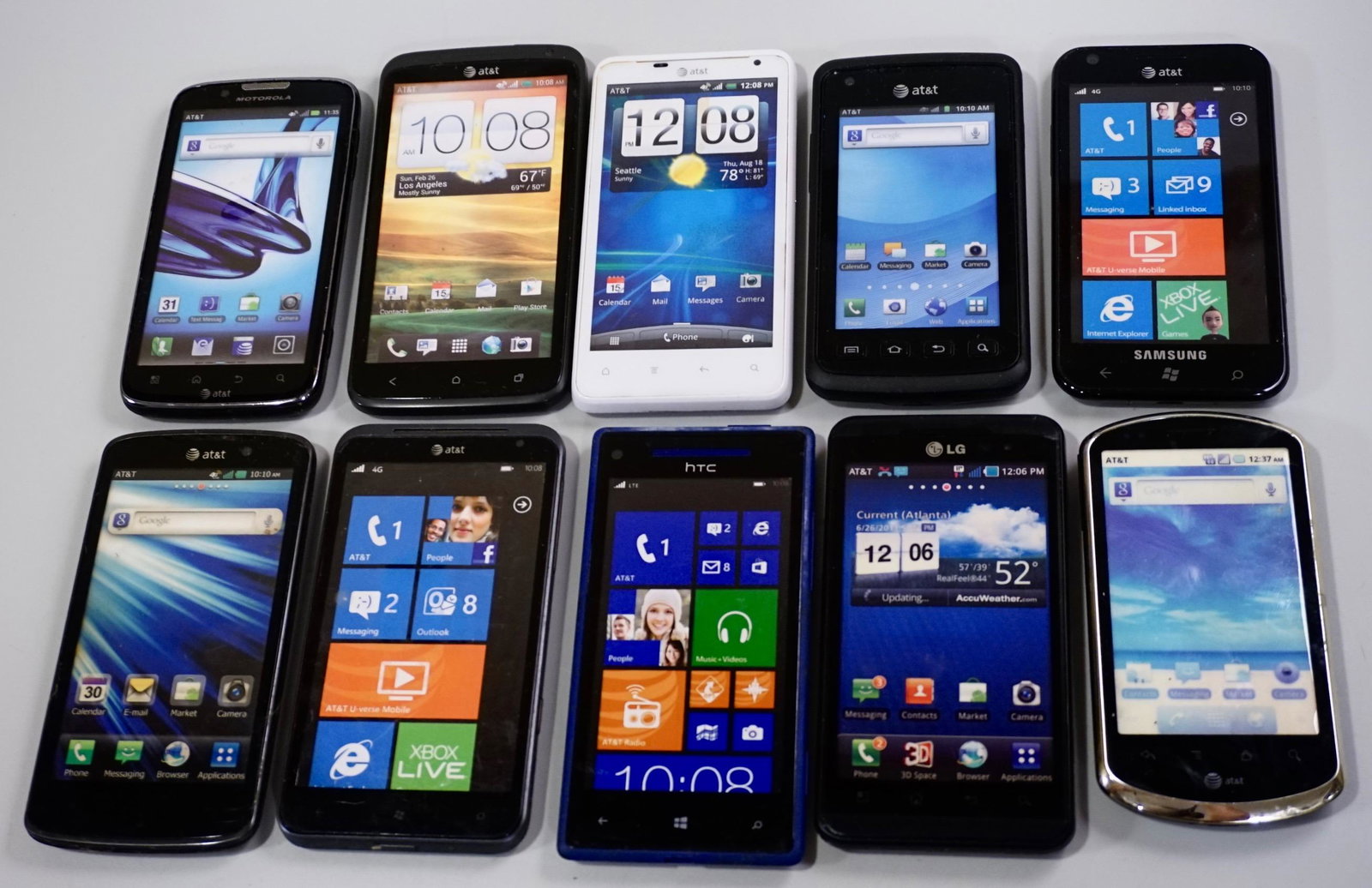 AT&T Cellular Dummy Cell Phone Display Lot of 10: AT&T Cellular Dummy Cell Phone Display Lot of 10 Approximately from 4 7/8 x 2 9/16 inches to 5 5/16 x 2 3/4 inches.