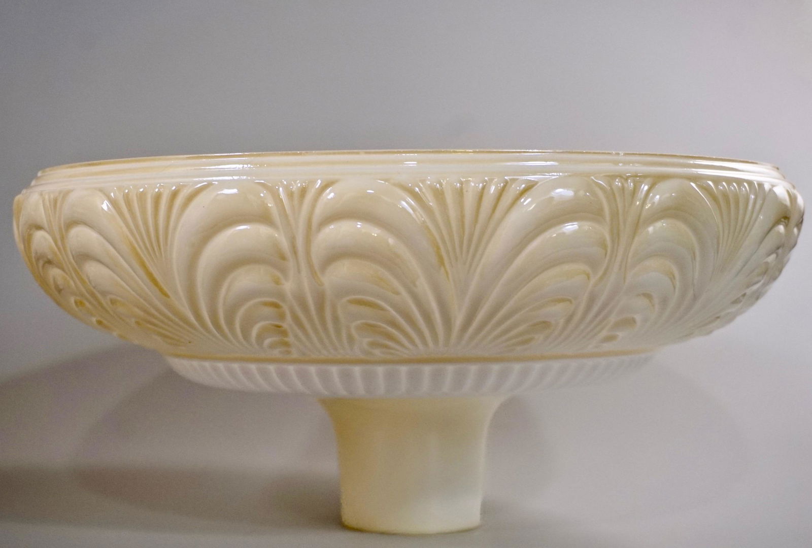 Art Deco Vintage Torchiere Floor Lamp Shade Molded Milk (1 of 5)