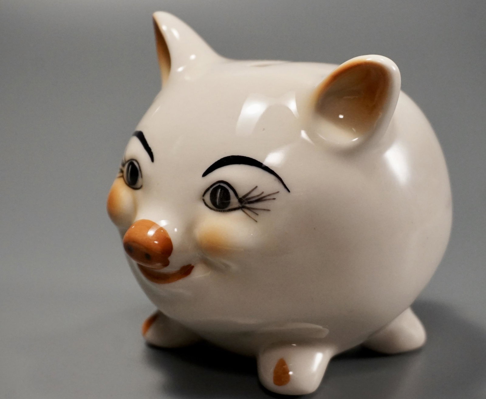 Ceramic Piggy Bank Fat Pig Coin Bank: Ceramic Piggy Bank Fat Pig Coin Bank Approximately 3 7/8 inches tall