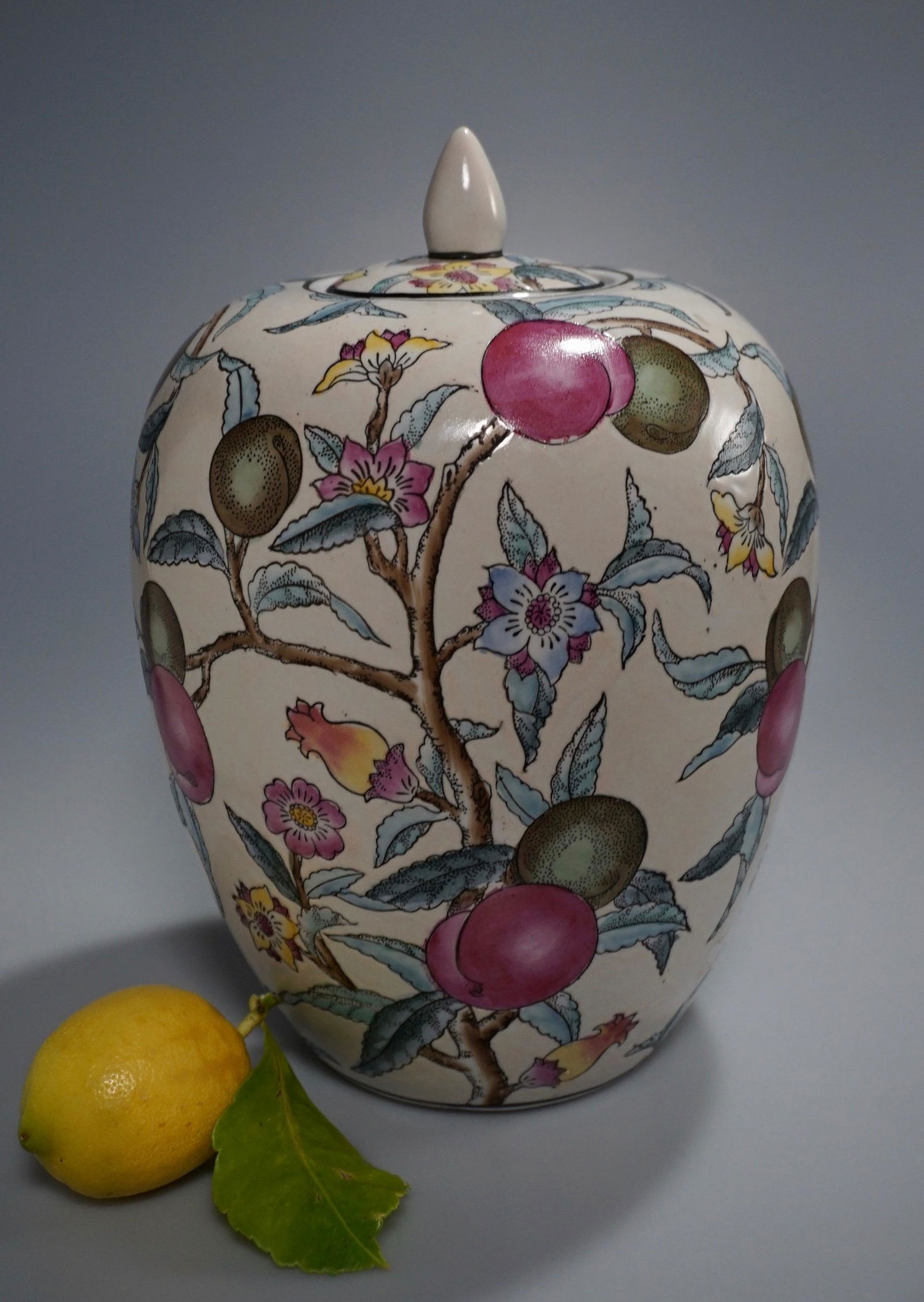 Chinese Ginger Jar Melon Shaped Lidded Vase (1 of 5)