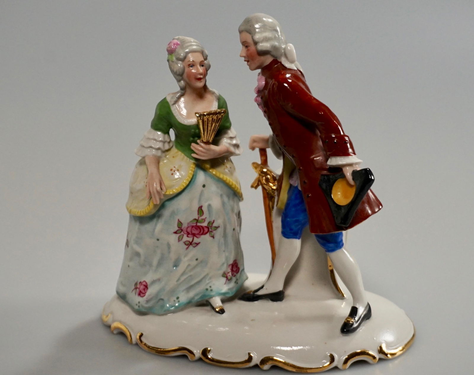 WKC Grafenthal Courting Couple Figural Group Weiss (1 of 7)