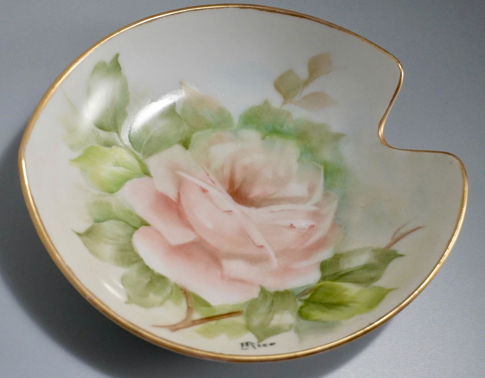 Hand Painted Artist Signed Porcelain Dish Pink Rose: Hand Painted Artist Signed Porcelain Dish Pink Rose Approximately 5 1/2 x 6 1/8 inches.