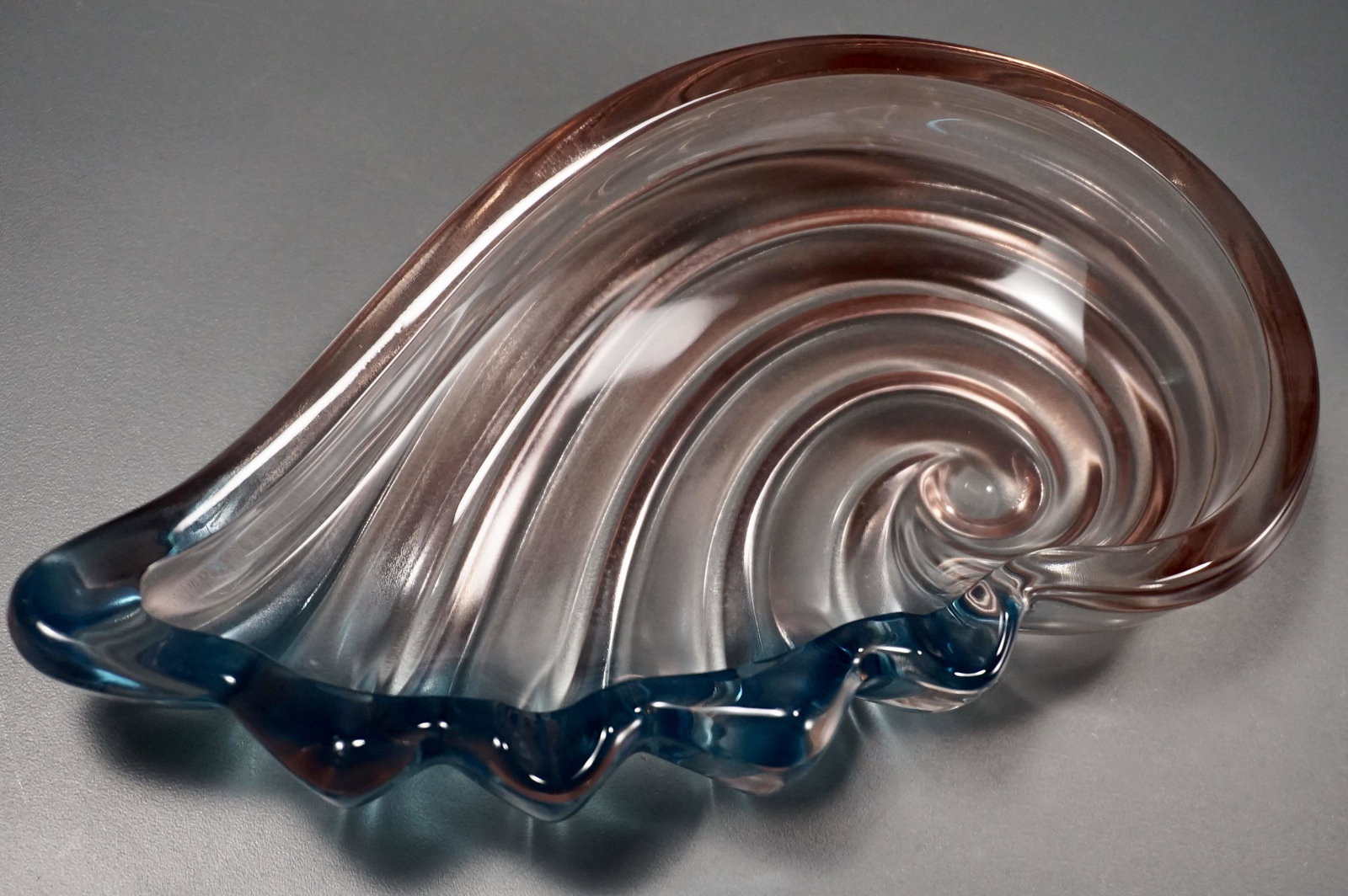 Beautiful Italian Art Glass Pink and Blue Scroll Bowl: Beautiful Italian Art Glass Pink and Blue Scroll Bowl Approximately 7 7/16 x 4 3/8 inches.