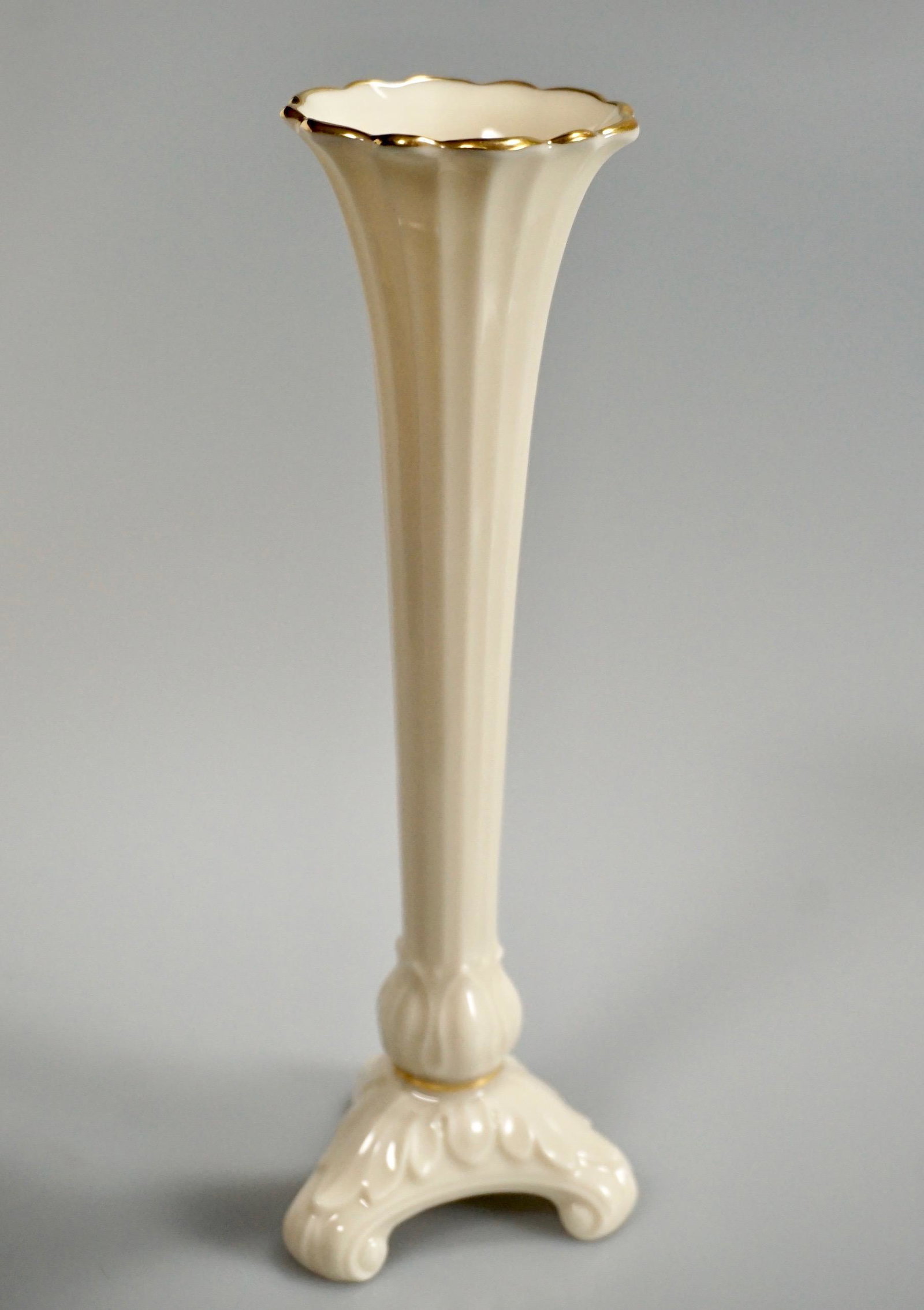 Lenox Dainty Bud Vase: Lenox Dainty Bud Vase Approximately 7 7/16 inches tall.