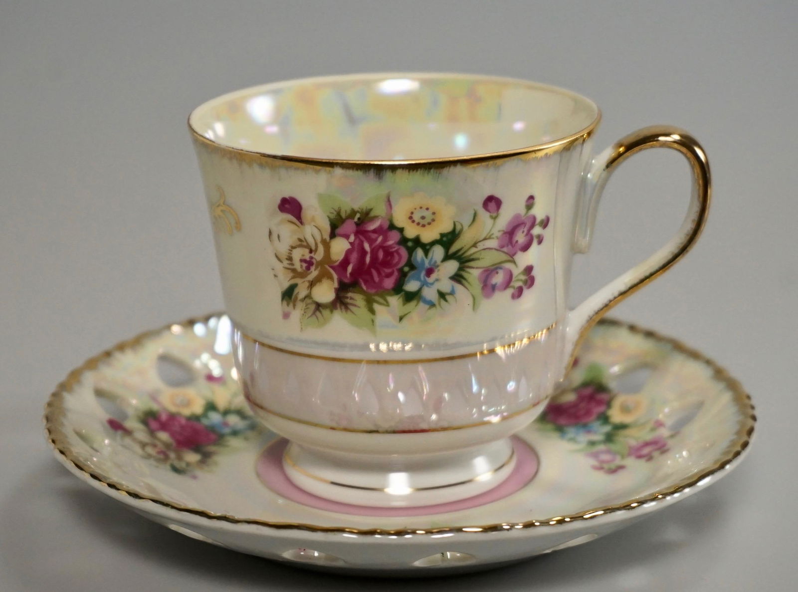 Mid Century Pearlware Tea Cup Saucer (1 of 5)