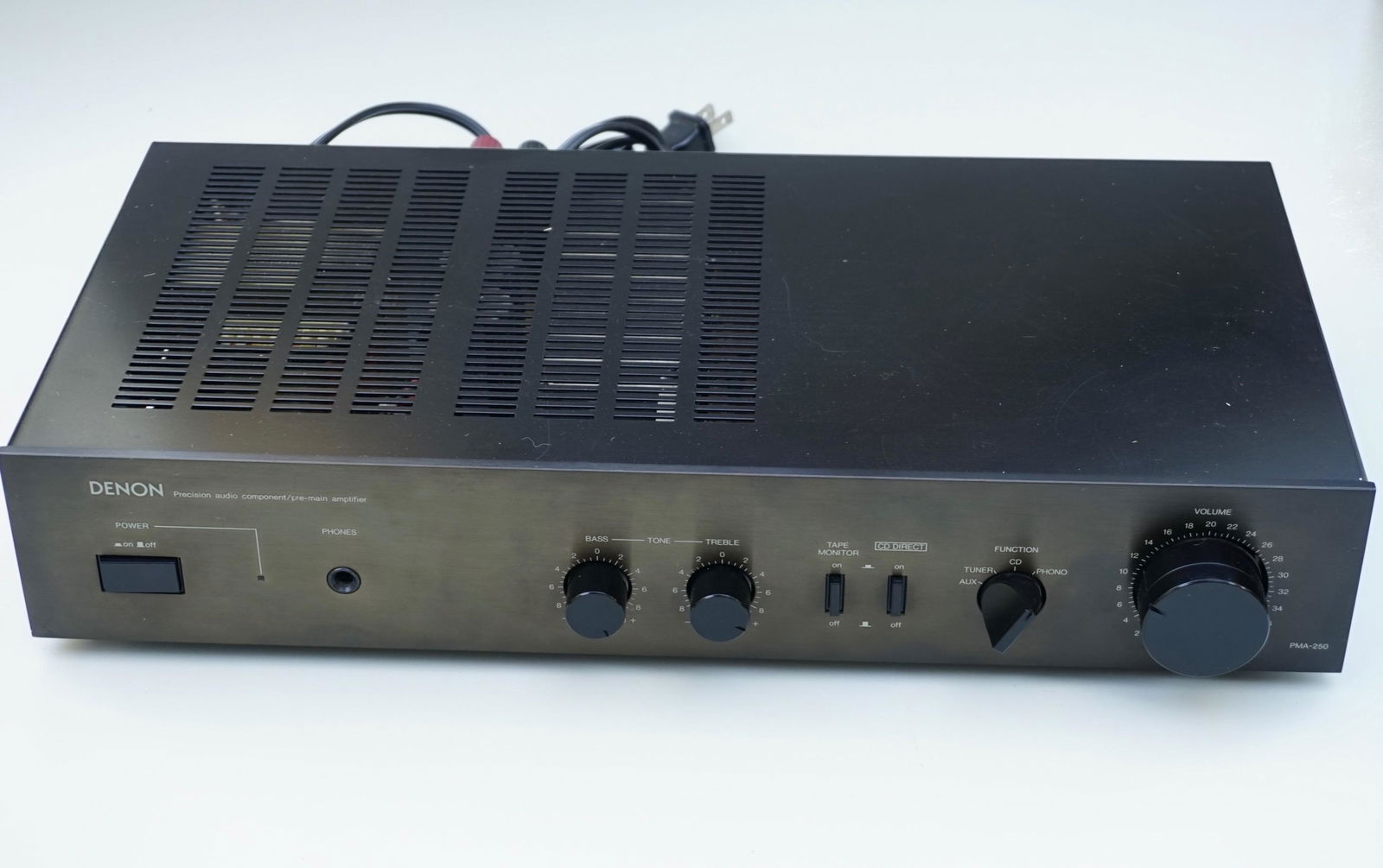 Denon PMA-250 Integrated Amplifier Precision audio (1 of 10)