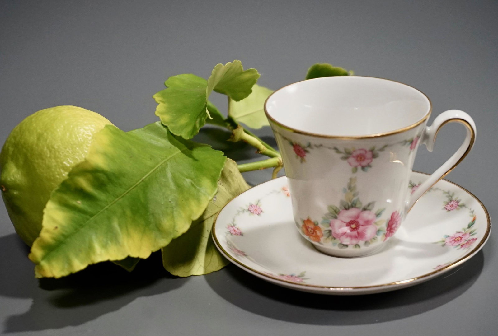 Vintage Porcelain Demitasse Cup Saucer Alboth & Kaiser: Vintage Porcelain Demitasse Cup Saucer Alboth & Kaiser Alka Kunst Bavaria Cup is about 3 3/16 x 2 1/2 x 2 1/4 inches tall; saucer is approximately 4 3/8 inches in diameter.